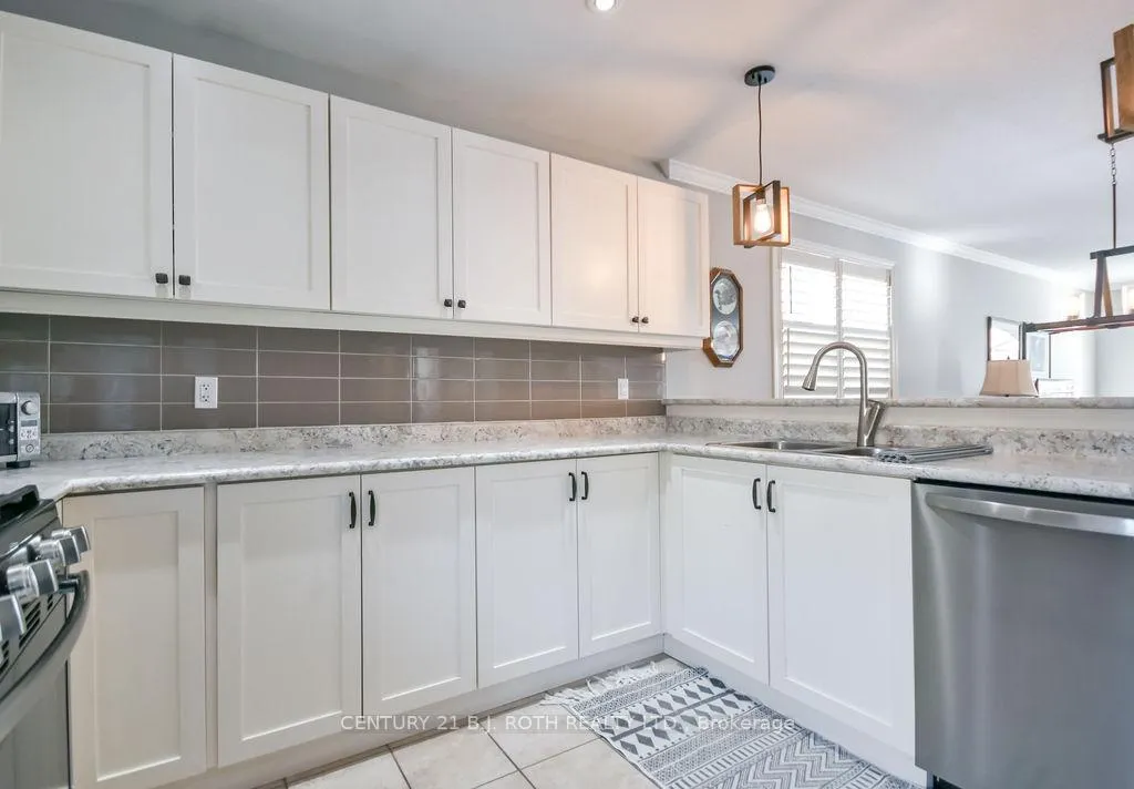 Photo 13 of Unit 21, 318 Little Avenue, Barrie, Painswick North — HOMEH
