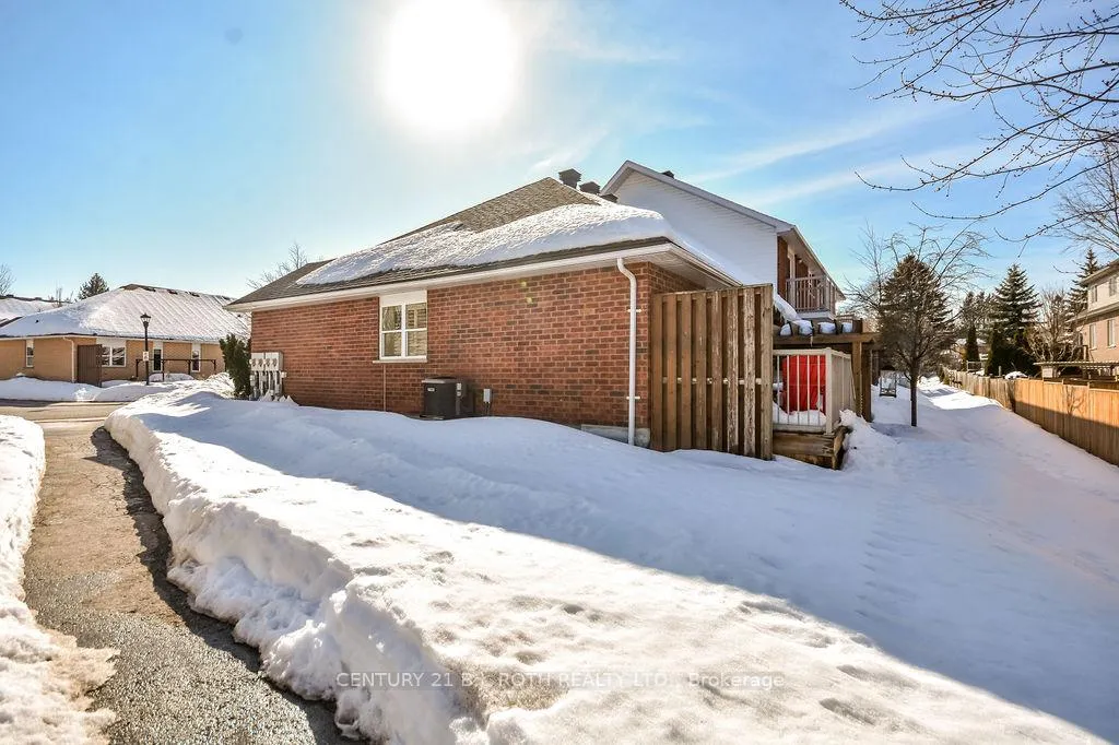 Photo 28 of Unit 21, 318 Little Avenue, Barrie, Painswick North — HOMEH