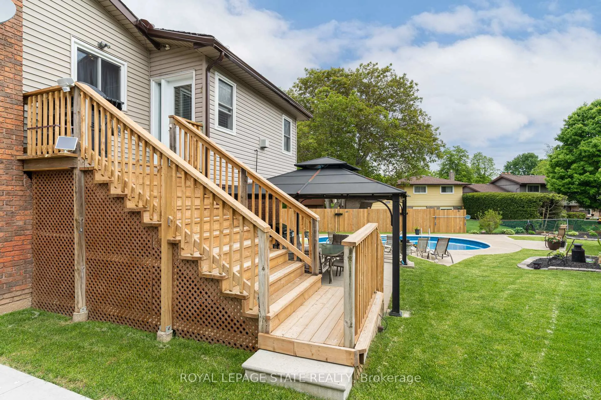 Photo 8 of 7078 Rosseau Place, Niagara Falls, Casey — HOMEH