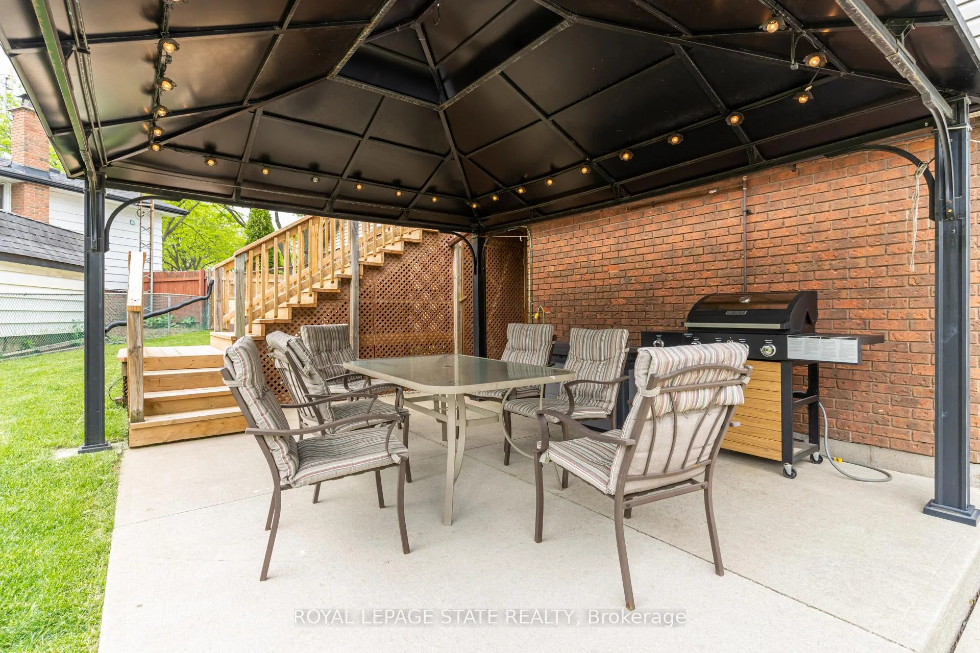 Photo 9 of 7078 Rosseau Place, Niagara Falls, Casey — HOMEH
