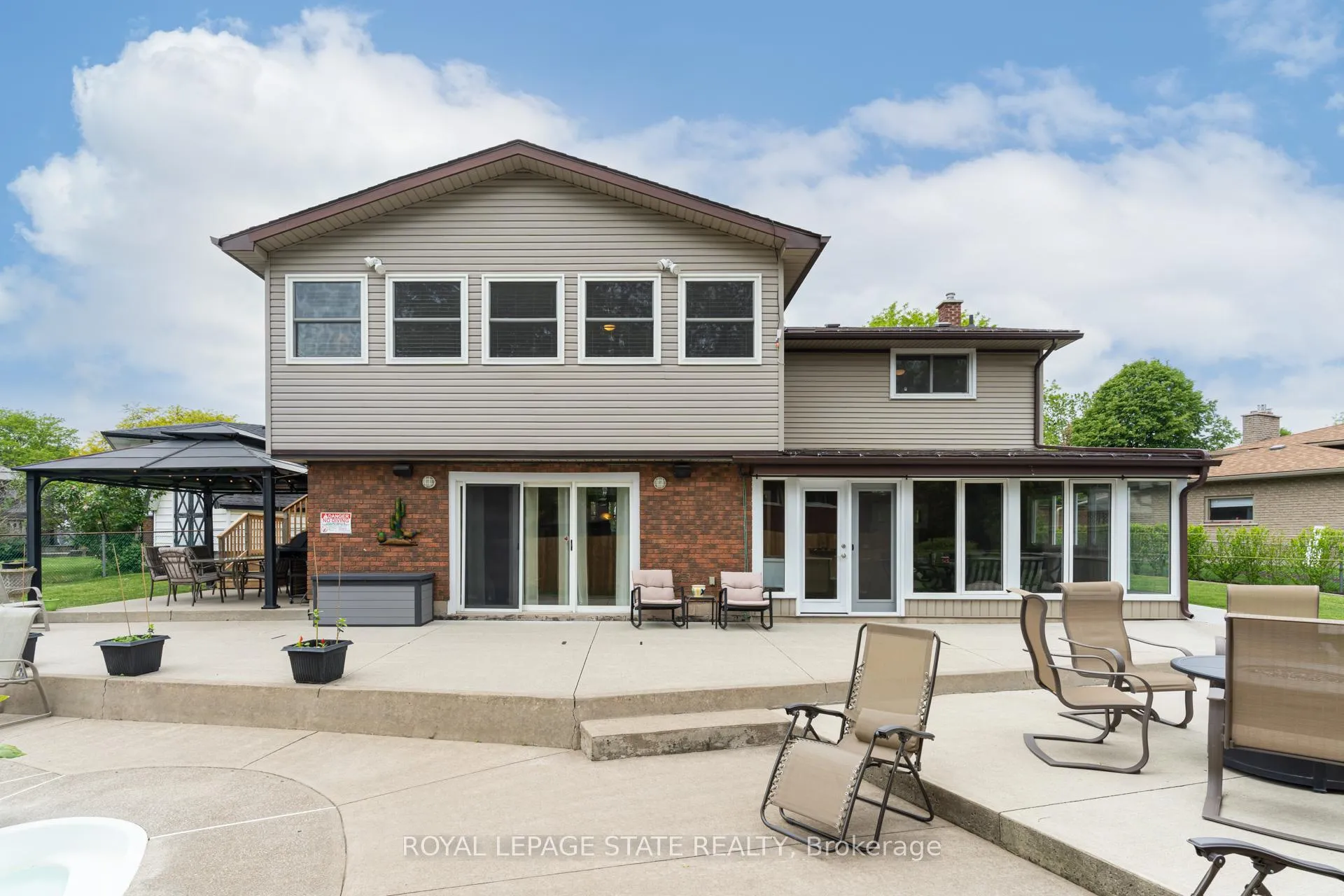 Photo 11 of 7078 Rosseau Place, Niagara Falls, Casey — HOMEH