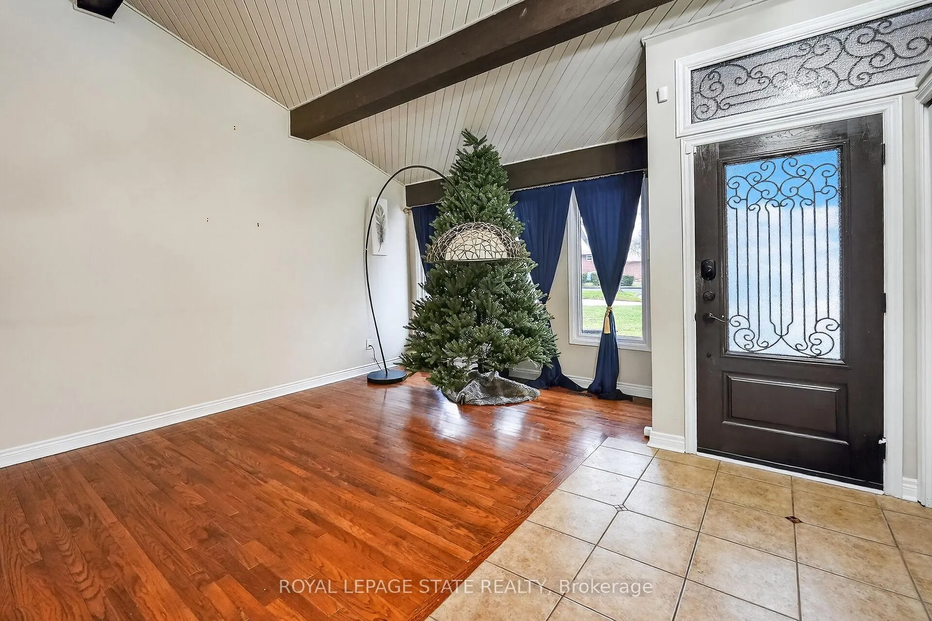 Photo 15 of 7078 Rosseau Place, Niagara Falls, Casey — HOMEH
