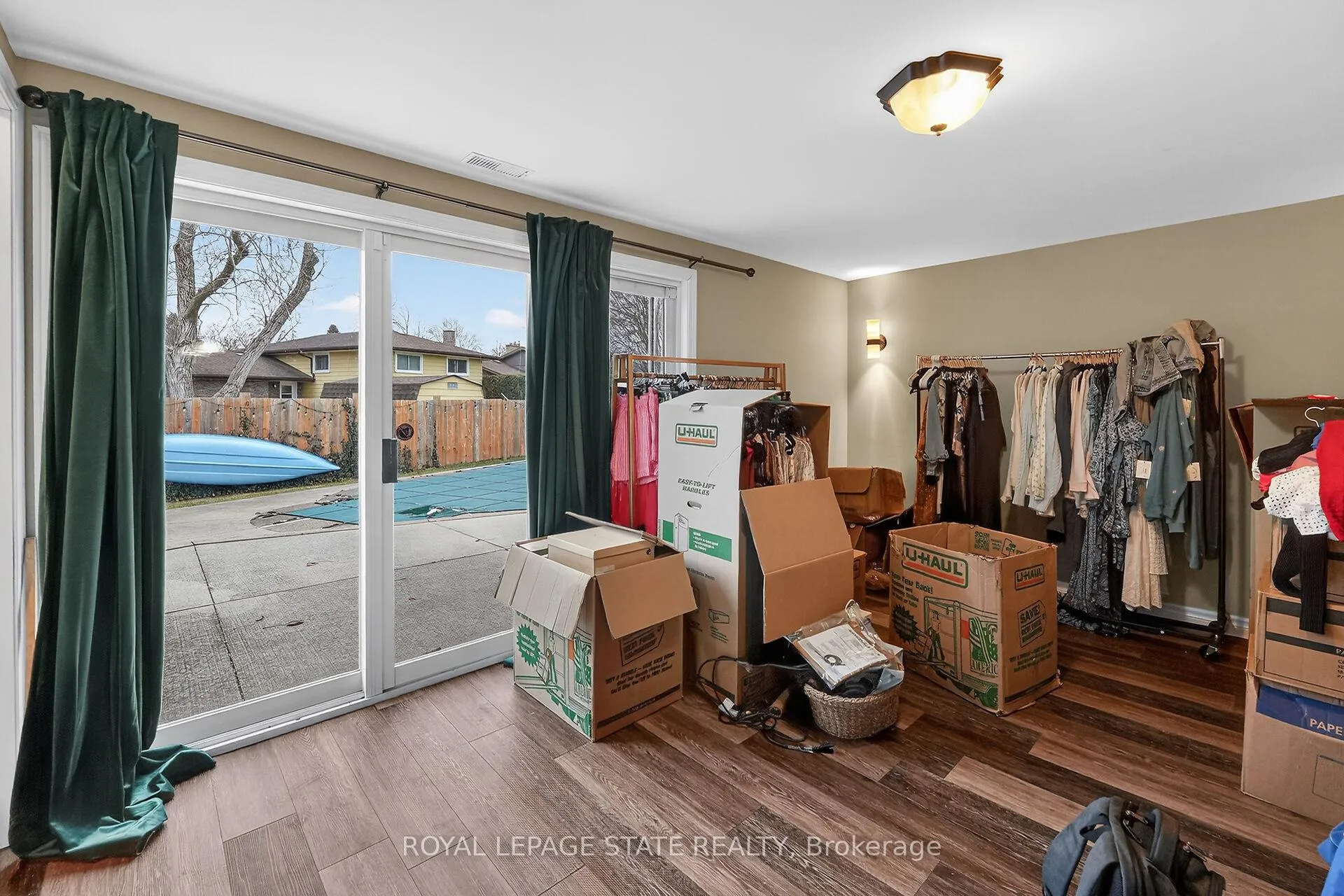 Photo 20 of 7078 Rosseau Place, Niagara Falls, Casey — HOMEH