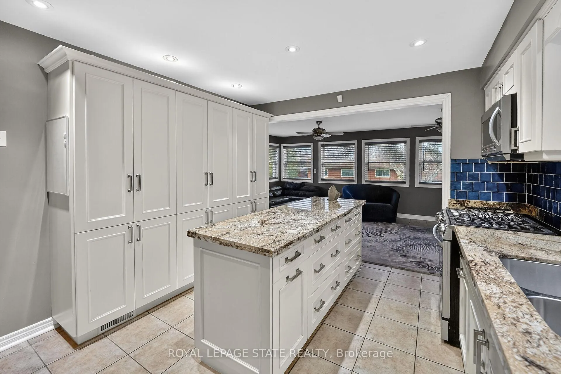 Photo 31 of 7078 Rosseau Place, Niagara Falls, Casey — HOMEH