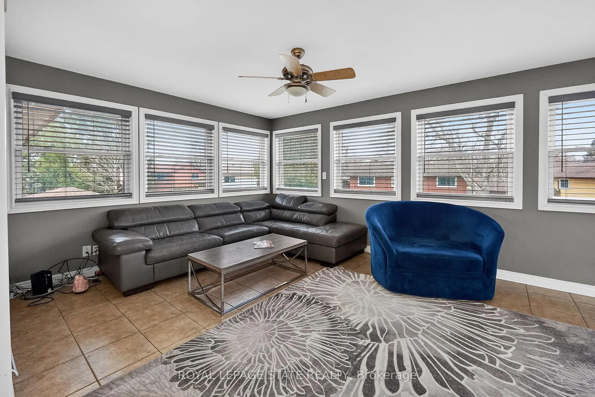 Photo 32 of 7078 Rosseau Place, Niagara Falls, Casey — HOMEH