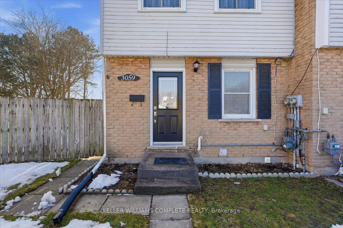 Photo 3 of 3059 Empire Place, Niagara Falls, Church's Lane — HOMEH