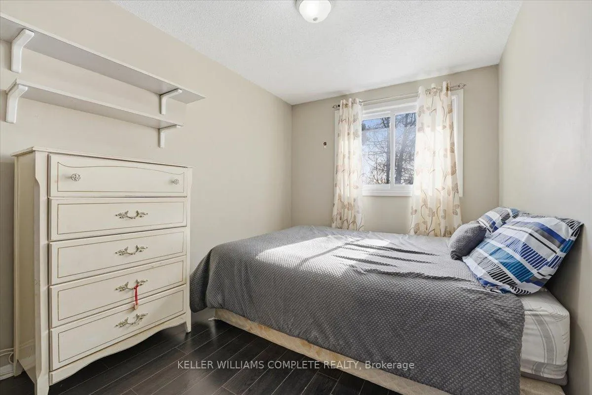 Photo 18 of 3059 Empire Place, Niagara Falls, Church's Lane — HOMEH