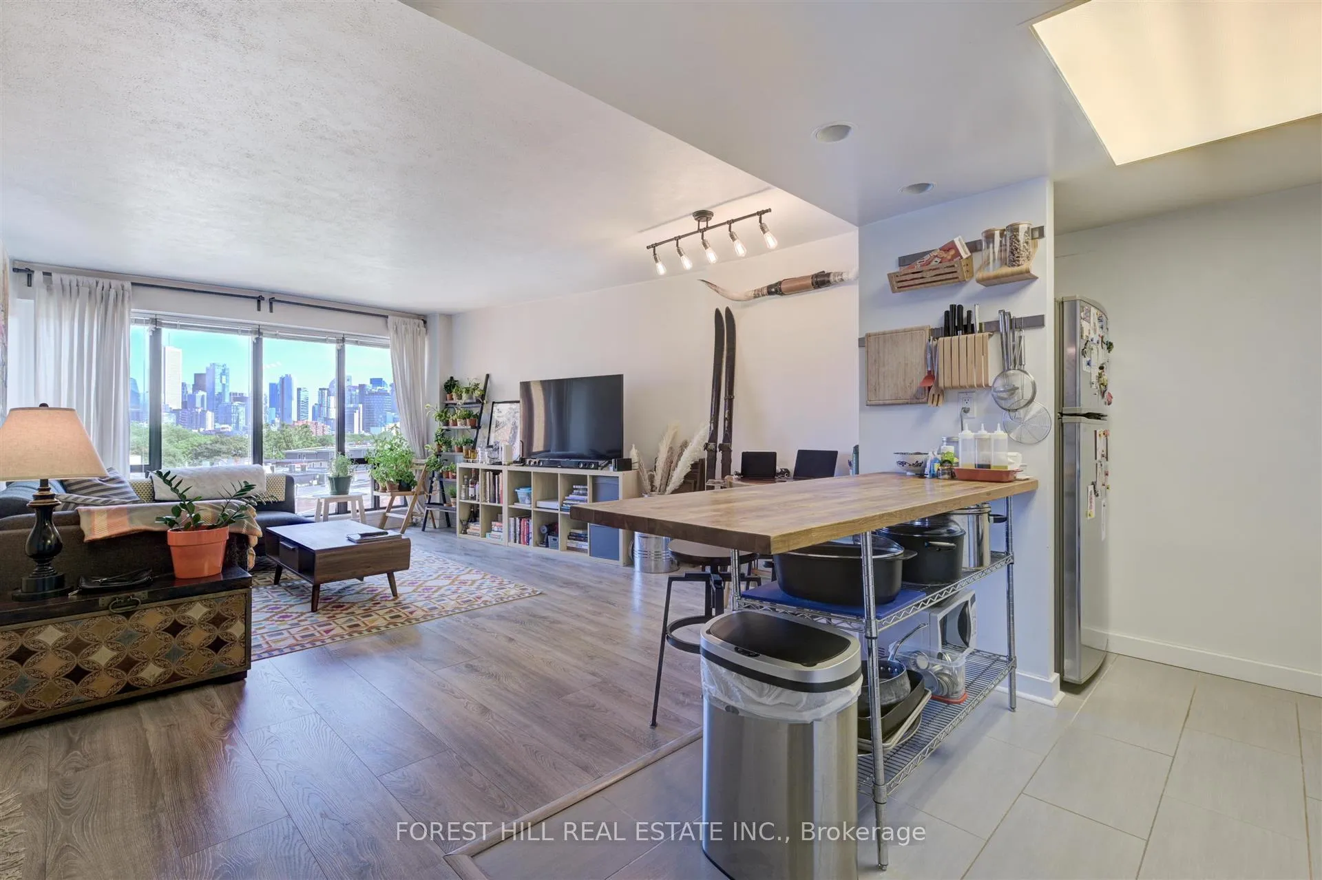 Photo 14 of Unit 509, 456 College Street, Toronto, Palmerston-Little Italy — HOMEH