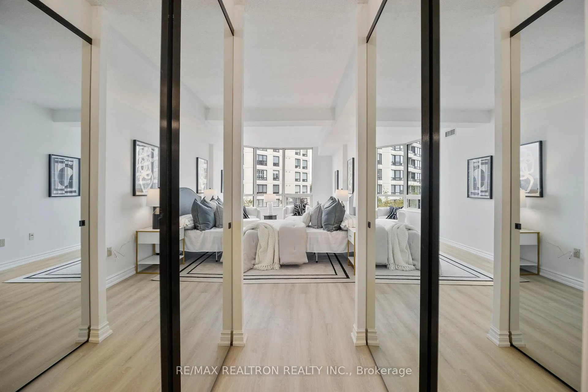 Photo 24 of Unit 316, 333 Clark Avenue W, Vaughan, Crestwood-Springfarm-Yorkhill — HOMEH