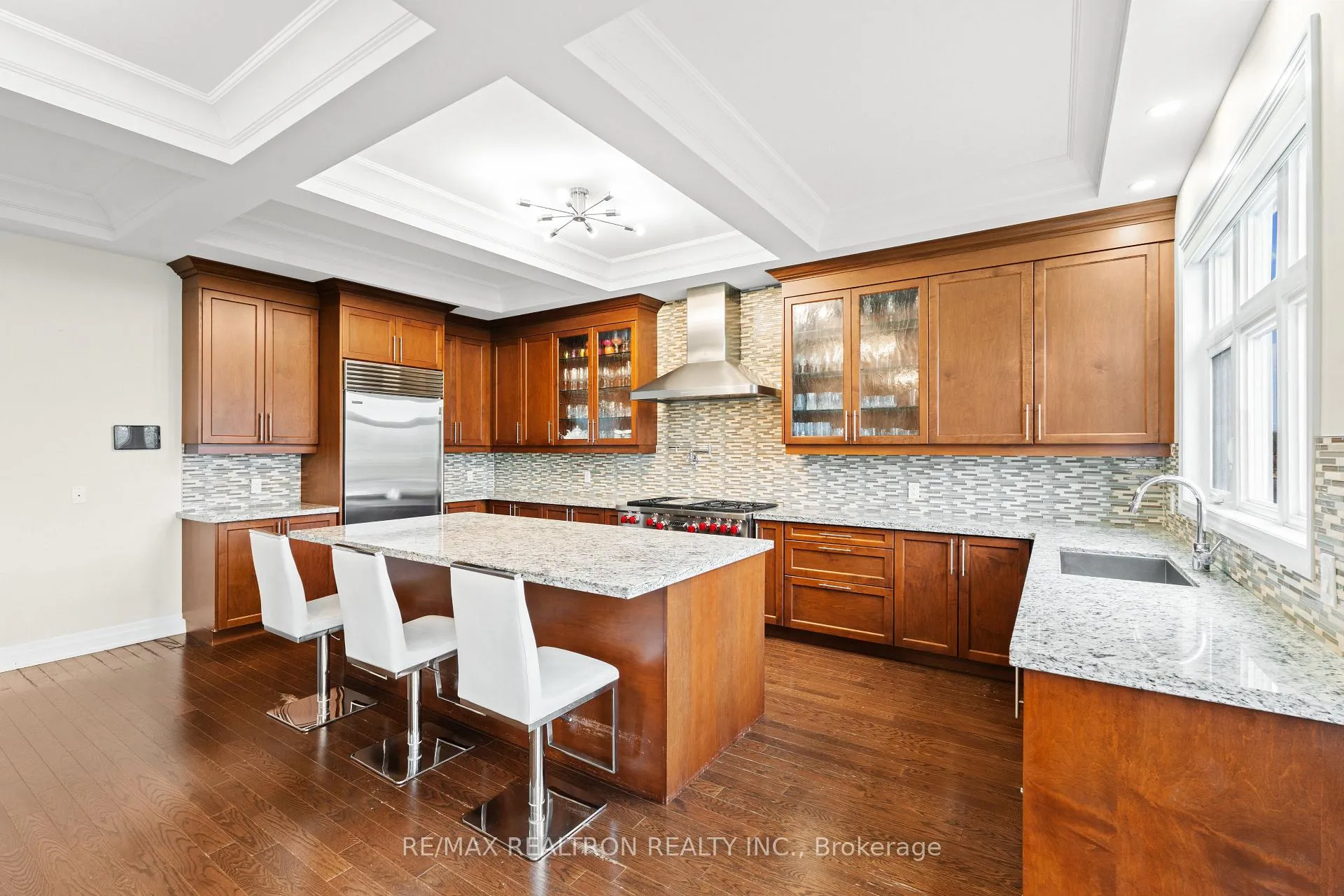 Photo 25 of 56 Ria Court, King, King City — HOMEH