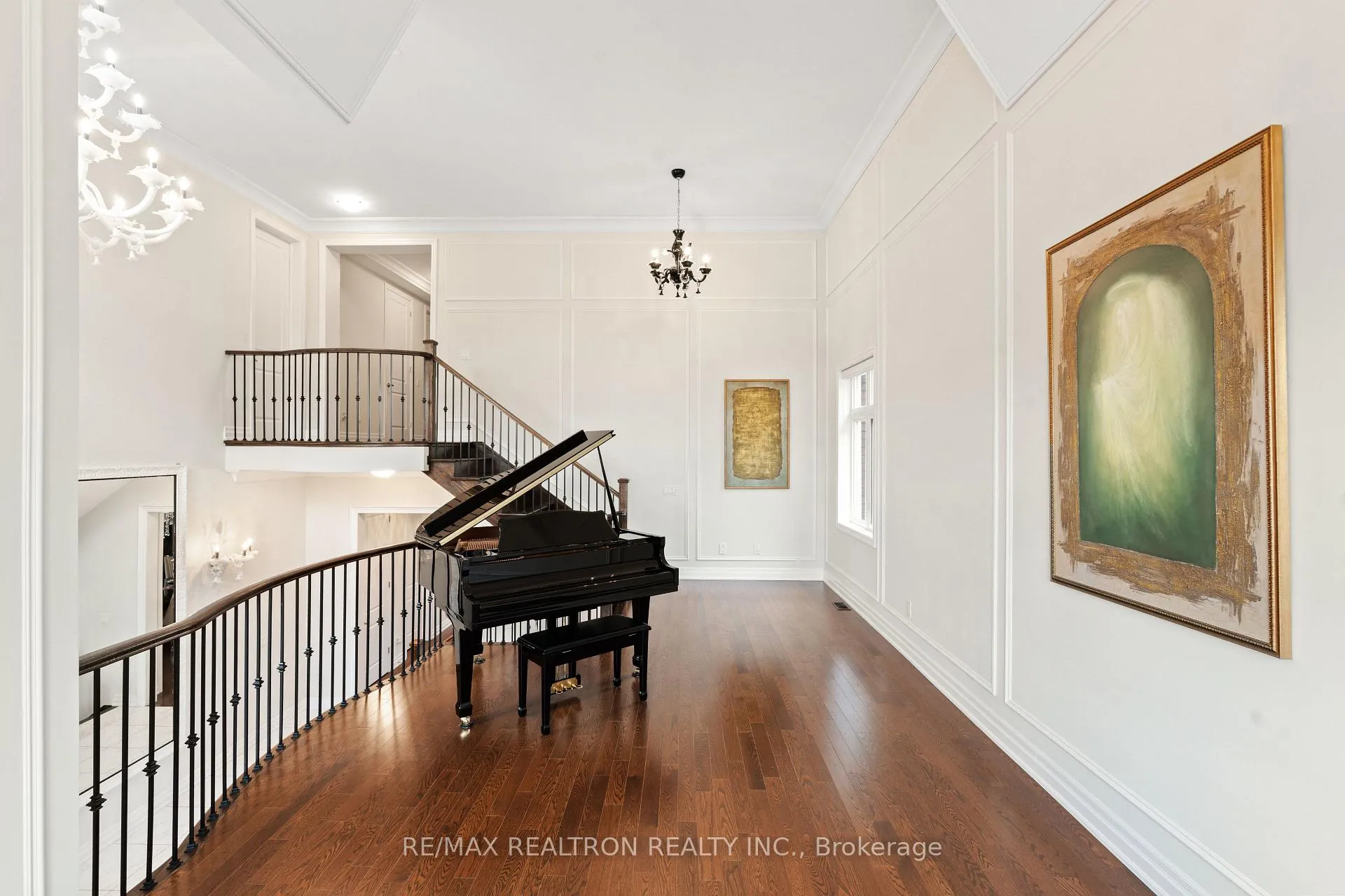 Photo 32 of 56 Ria Court, King, King City — HOMEH