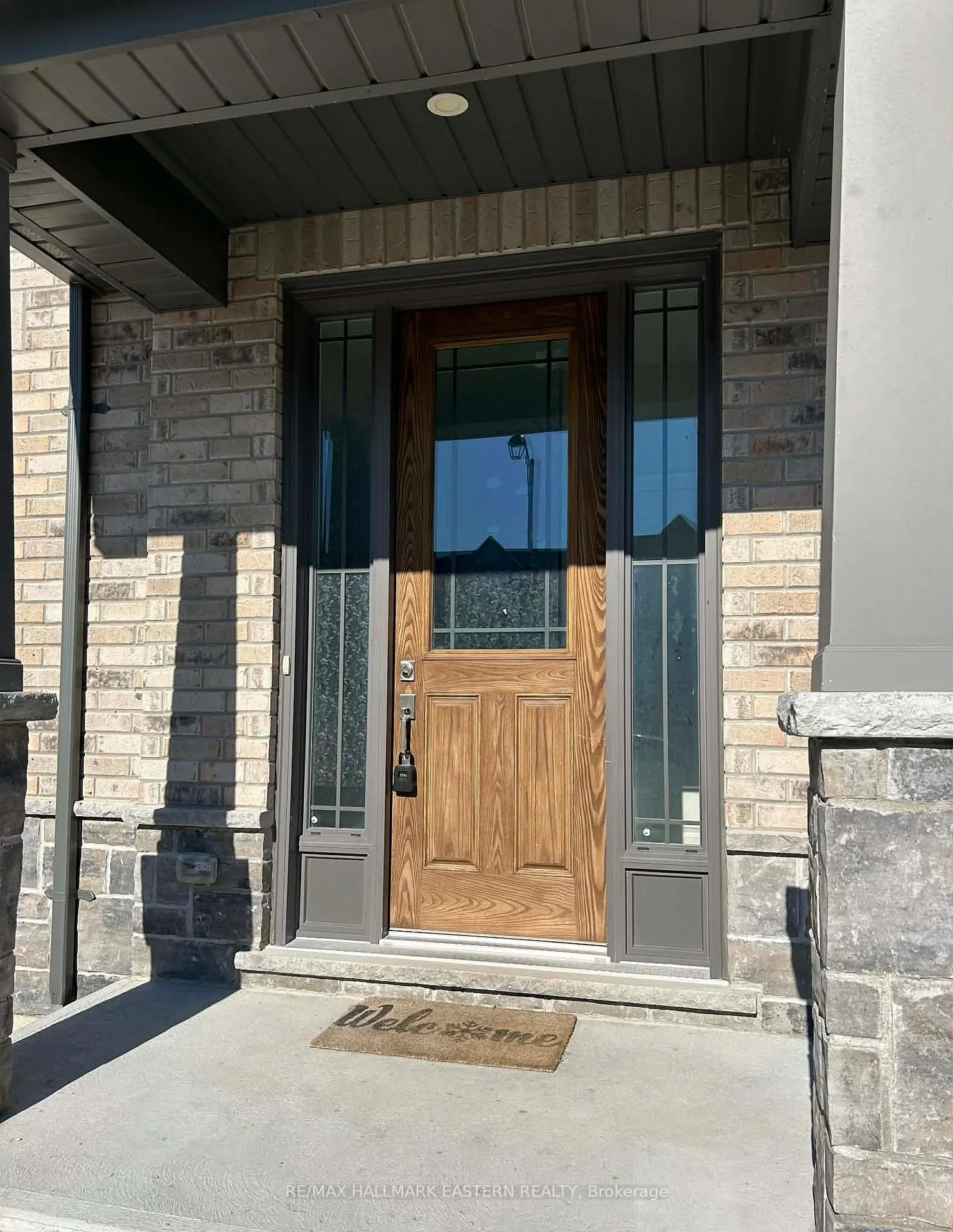 Photo 2 of 534 Macintosh Grove, Peterborough, Northcrest Ward 5 — HOMEH