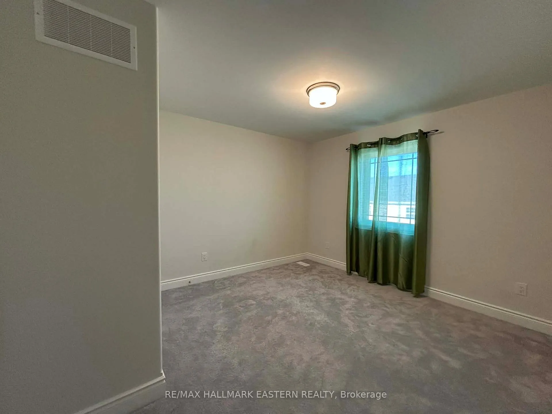Photo 25 of 534 Macintosh Grove, Peterborough, Northcrest Ward 5 — HOMEH