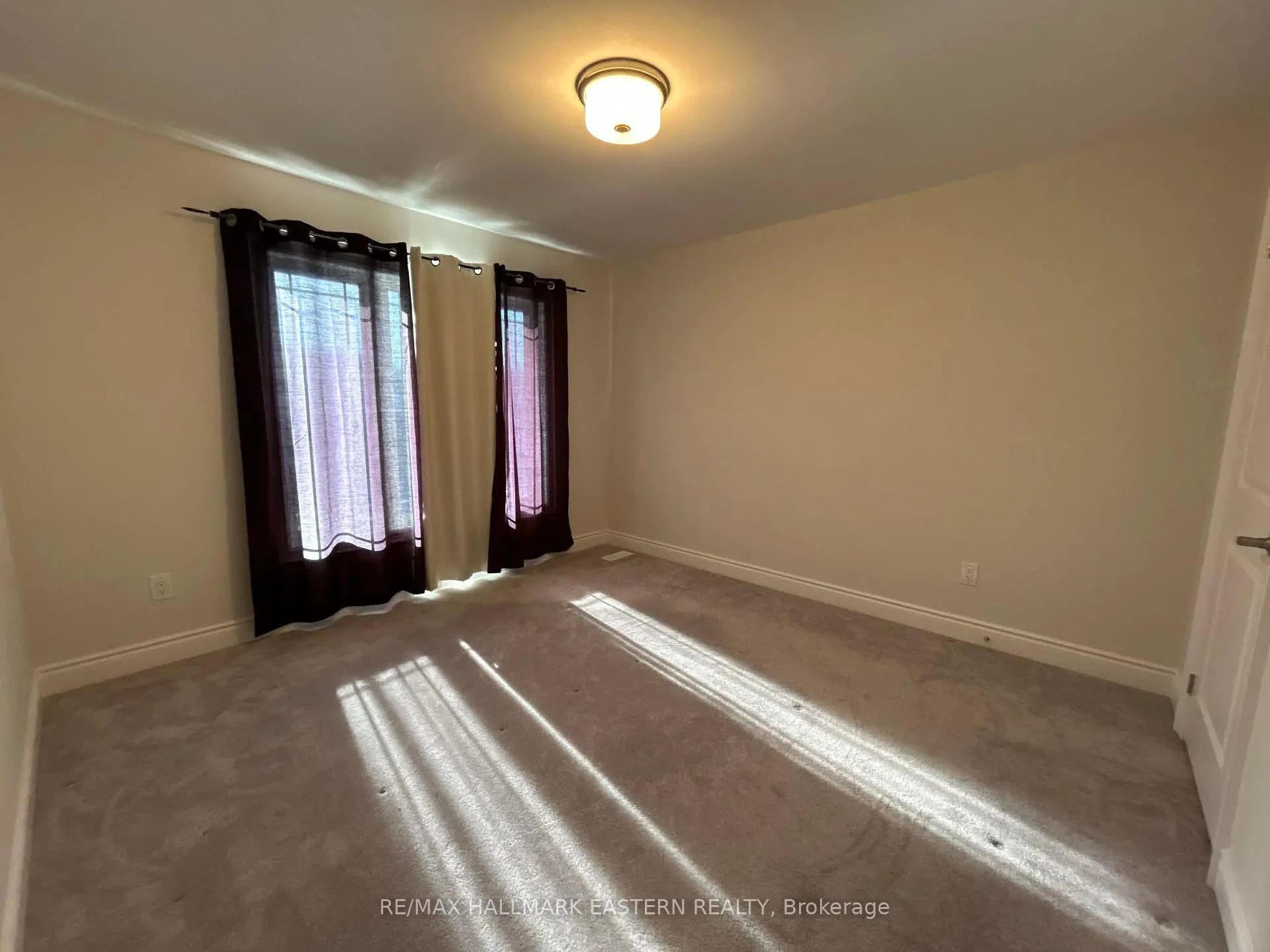 Photo 28 of 534 Macintosh Grove, Peterborough, Northcrest Ward 5 — HOMEH