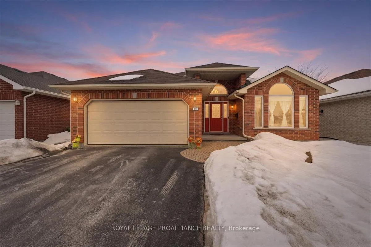 Photo 2 of 102 Hickory Grove, Belleville, Belleville Ward — HOMEH