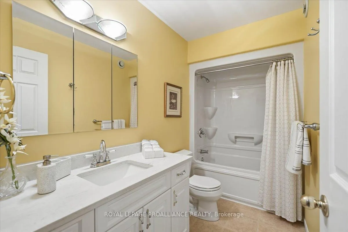 Photo 12 of 102 Hickory Grove, Belleville, Belleville Ward — HOMEH