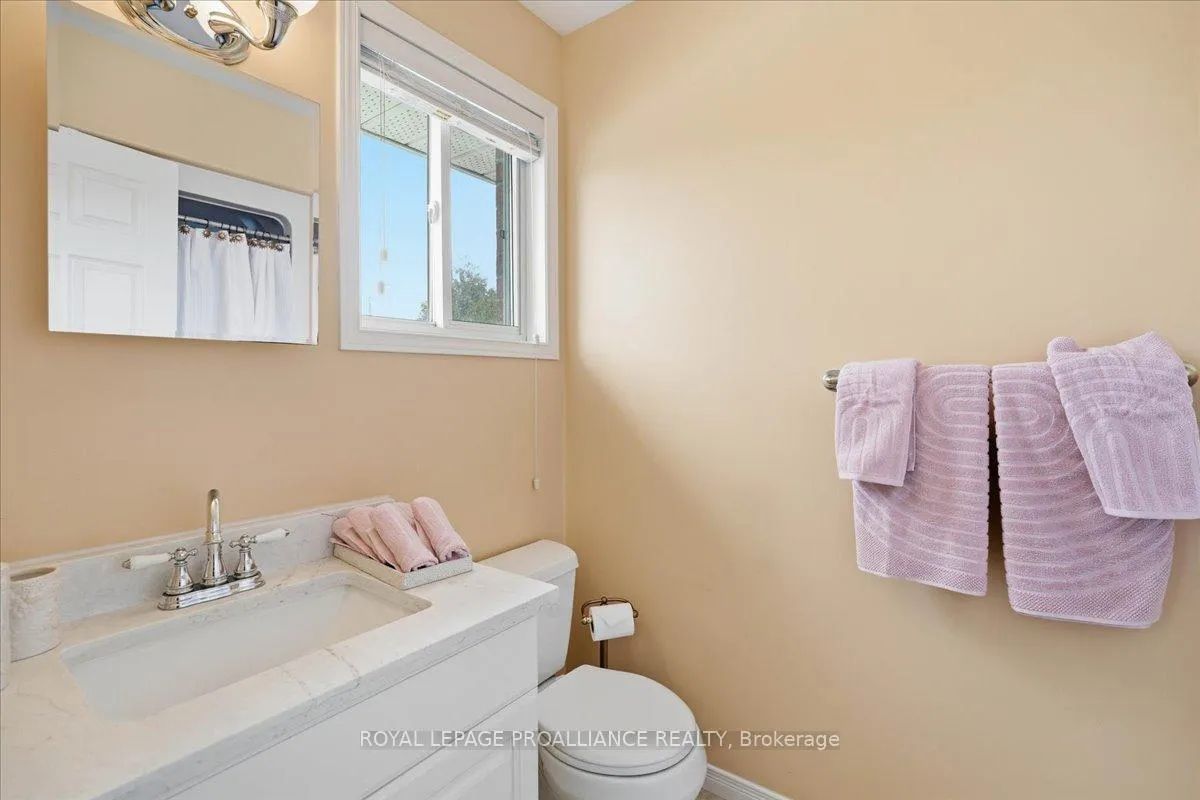 Photo 19 of 102 Hickory Grove, Belleville, Belleville Ward — HOMEH