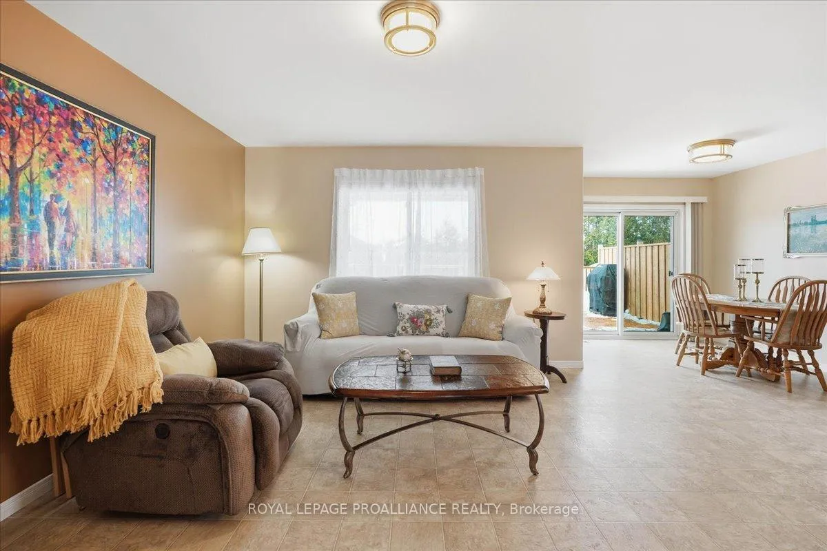 Photo 30 of 102 Hickory Grove, Belleville, Belleville Ward — HOMEH