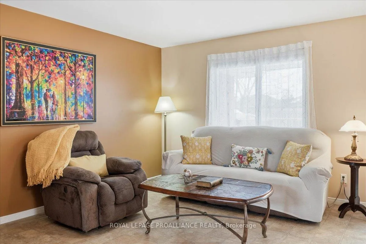 Photo 31 of 102 Hickory Grove, Belleville, Belleville Ward — HOMEH