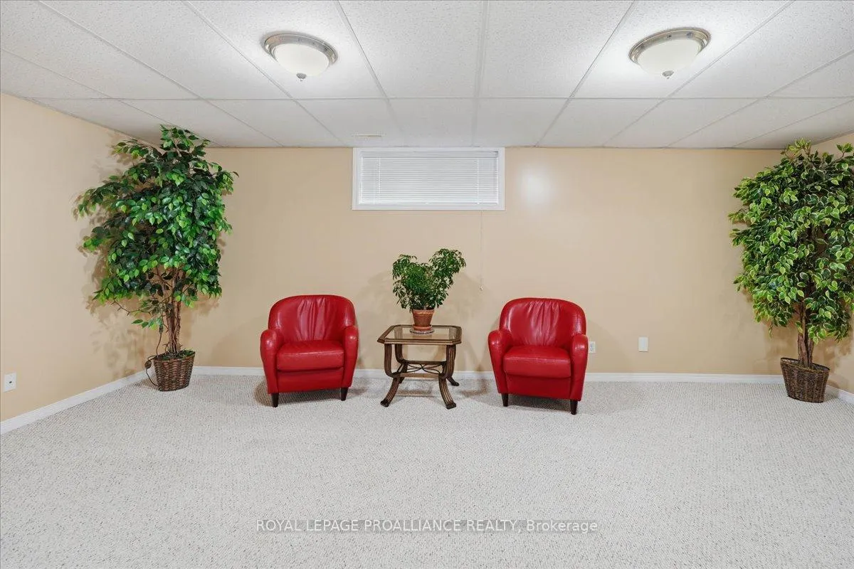 Photo 33 of 102 Hickory Grove, Belleville, Belleville Ward — HOMEH