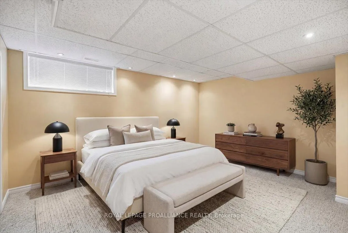 Photo 39 of 102 Hickory Grove, Belleville, Belleville Ward — HOMEH