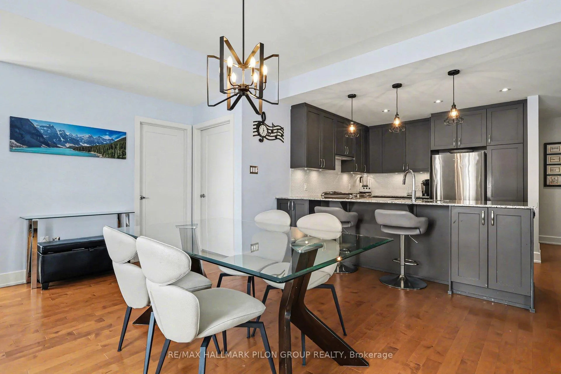 Photo 3 of 200 Mullin Private, Ottawa, Mer Bleue/Bradley Estates/Anderson Park — HOMEH
