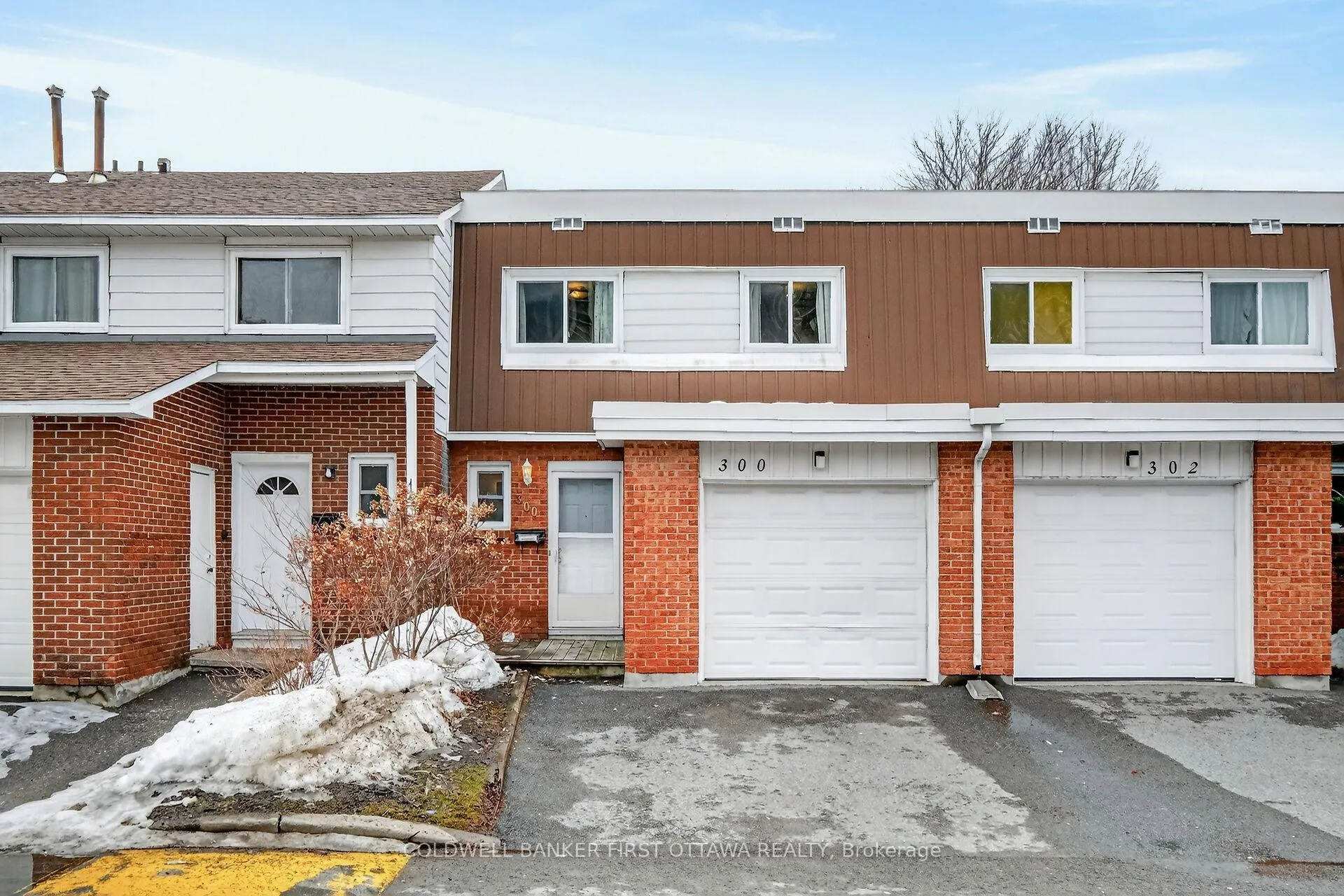 Photo 1 of Unit 17, 300 Stone Quarry Private, Ottawa, Carson Meadows — HOMEH