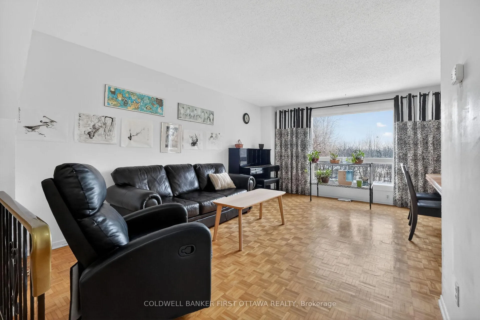 Photo 5 of Unit 17, 300 Stone Quarry Private, Ottawa, Carson Meadows — HOMEH