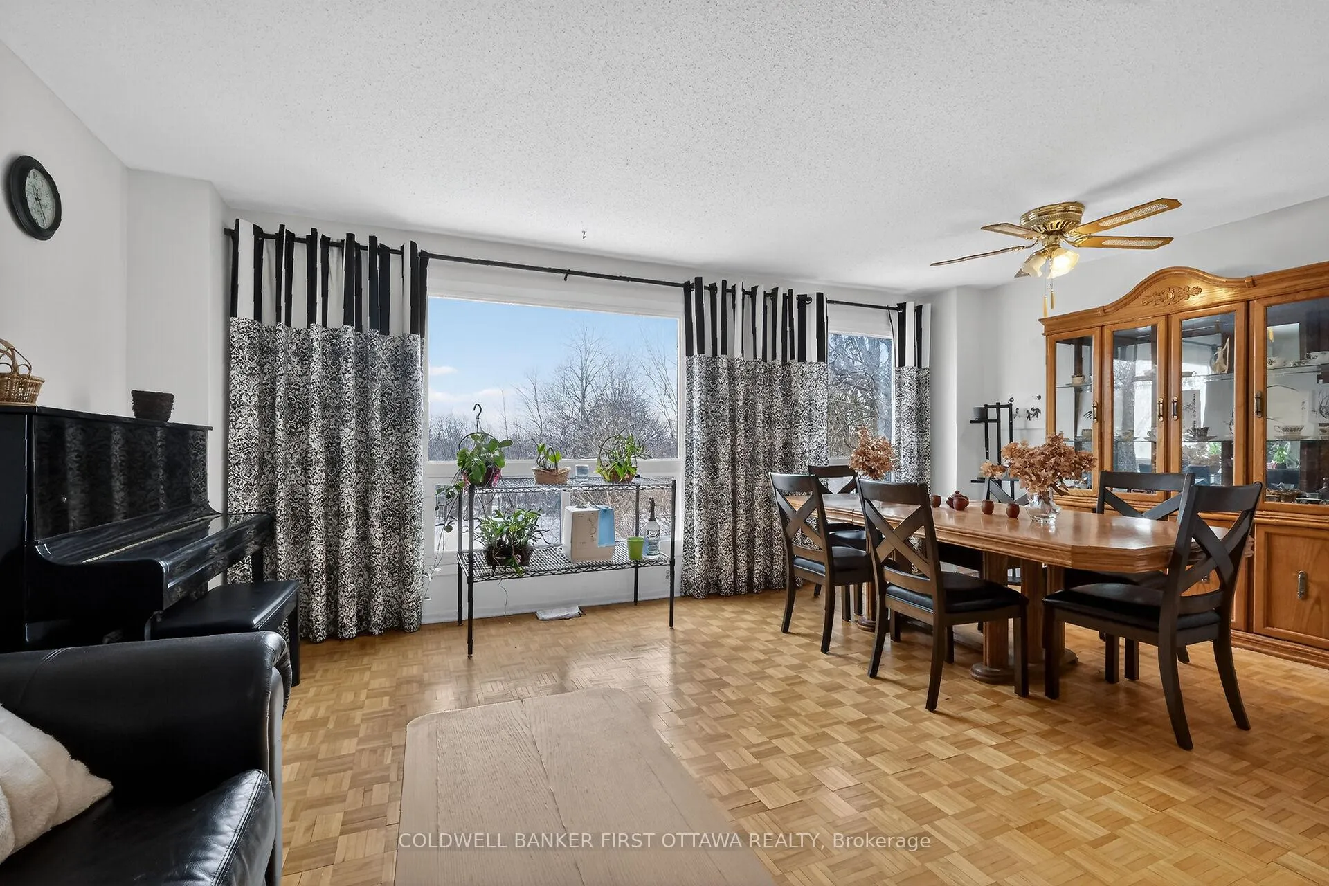Photo 8 of Unit 17, 300 Stone Quarry Private, Ottawa, Carson Meadows — HOMEH