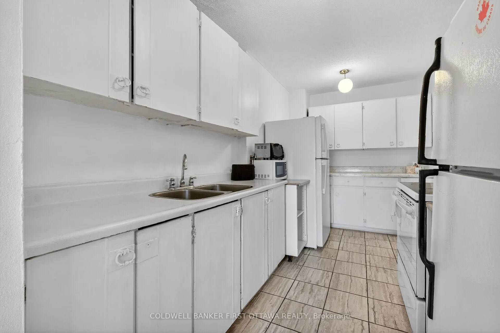 Photo 11 of Unit 17, 300 Stone Quarry Private, Ottawa, Carson Meadows — HOMEH