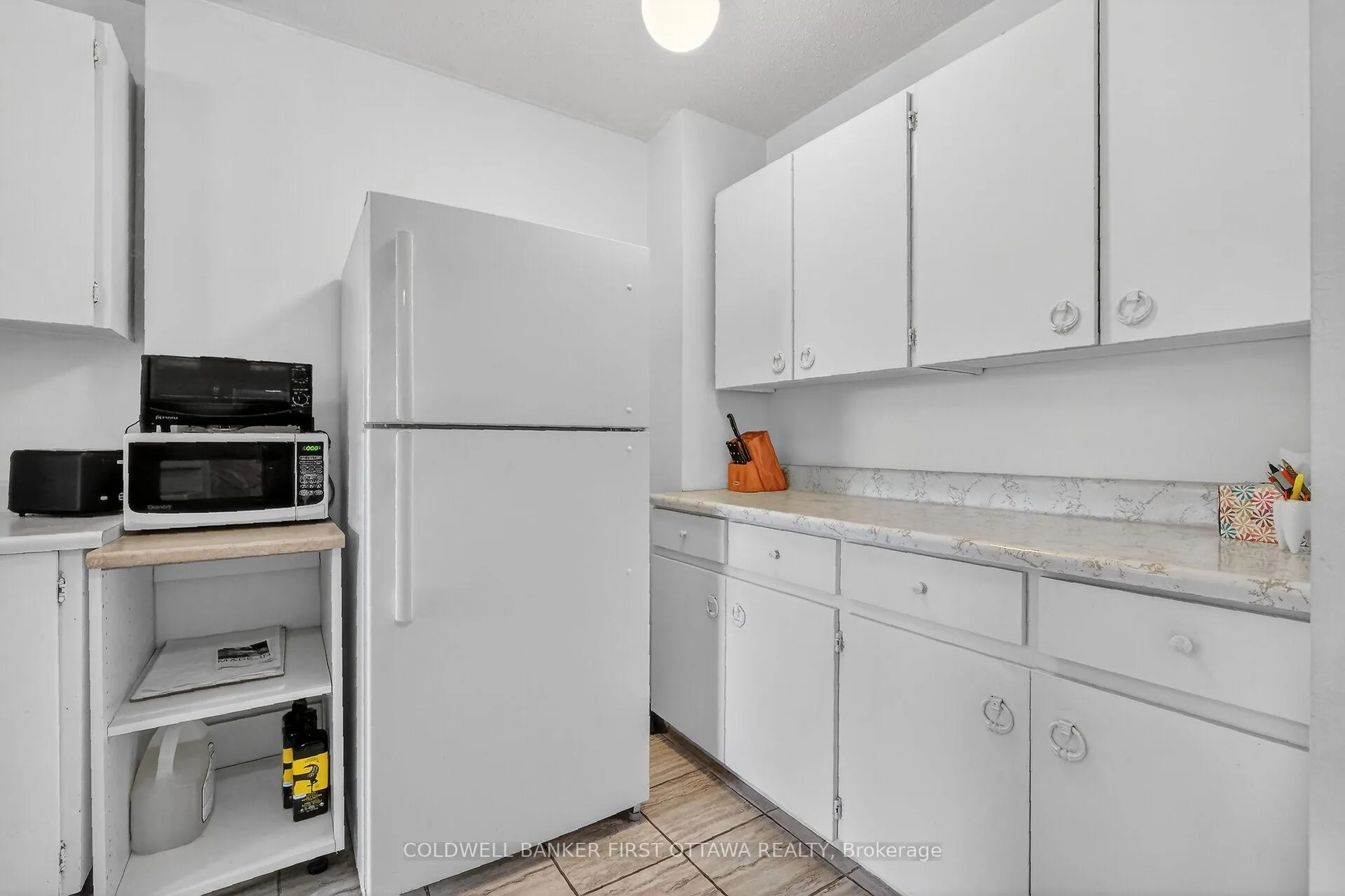 Photo 12 of Unit 17, 300 Stone Quarry Private, Ottawa, Carson Meadows — HOMEH