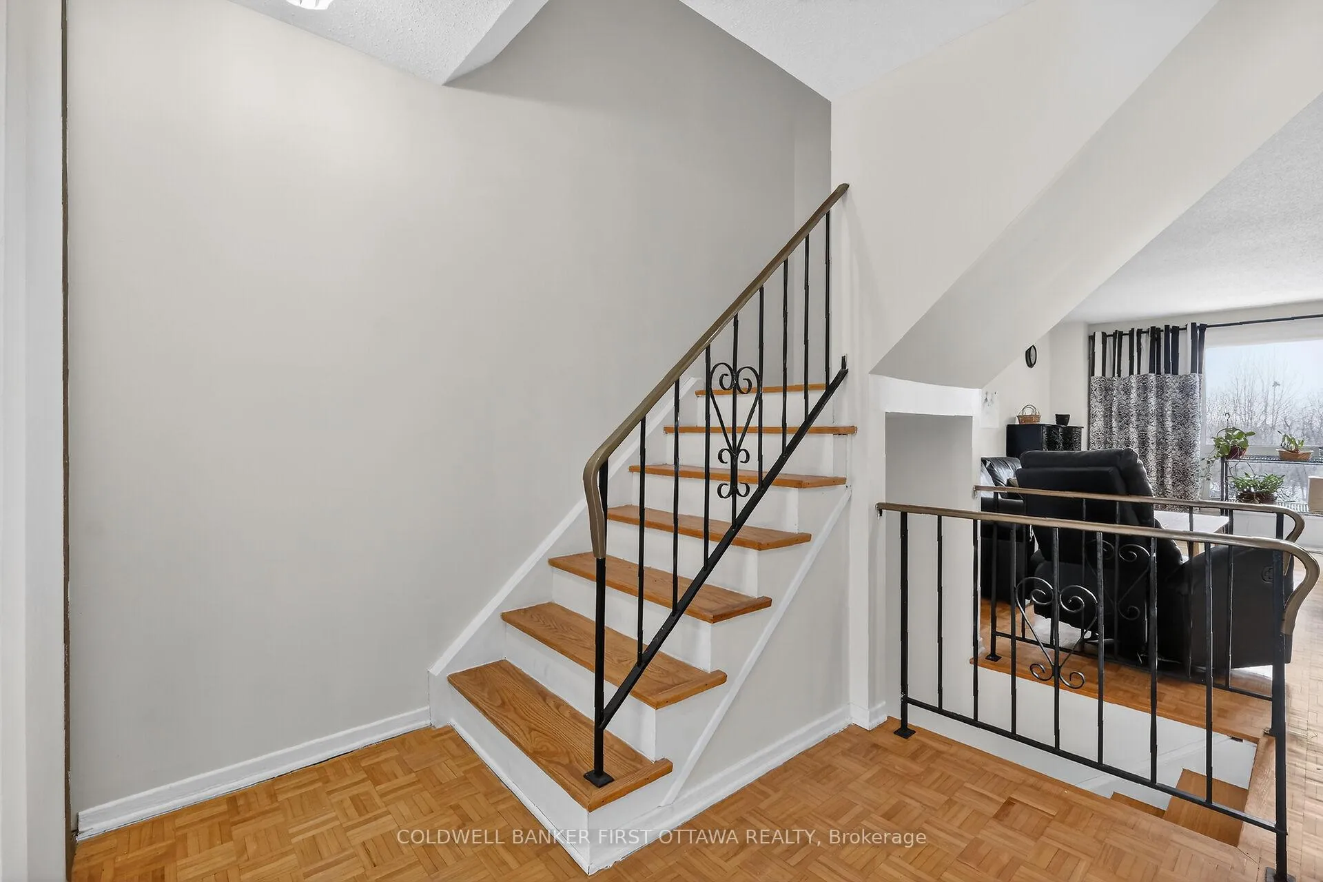 Photo 18 of Unit 17, 300 Stone Quarry Private, Ottawa, Carson Meadows — HOMEH