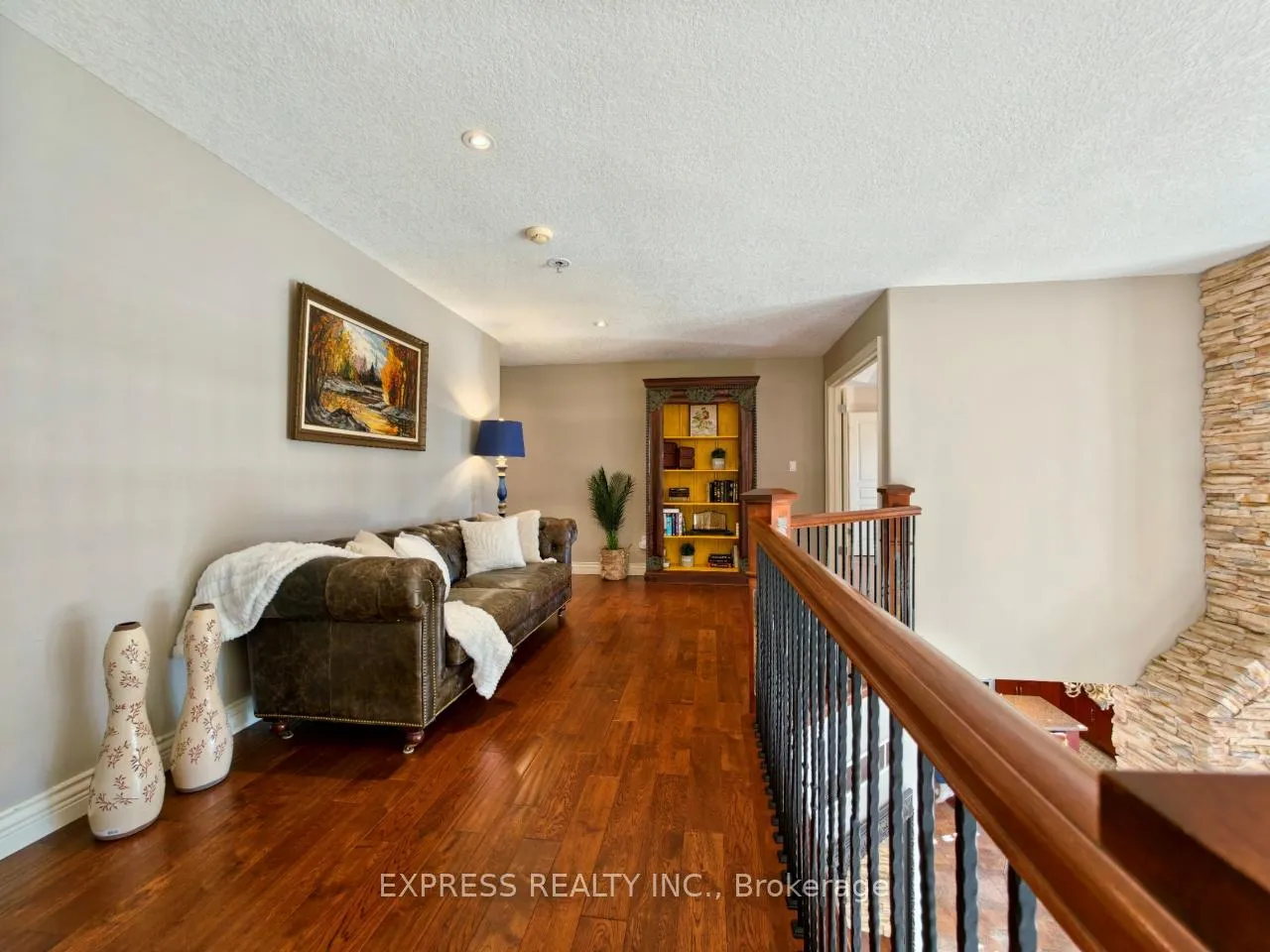 Photo 23 of 225 Terrace Wood Crescent, Kitchener, Pioneer Tower West — HOMEH