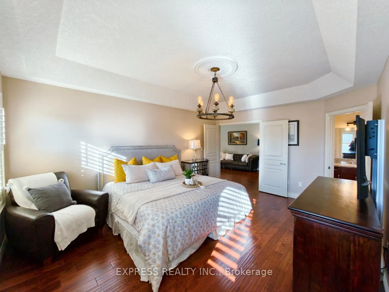 Photo 29 of 225 Terrace Wood Crescent, Kitchener, Pioneer Tower West — HOMEH