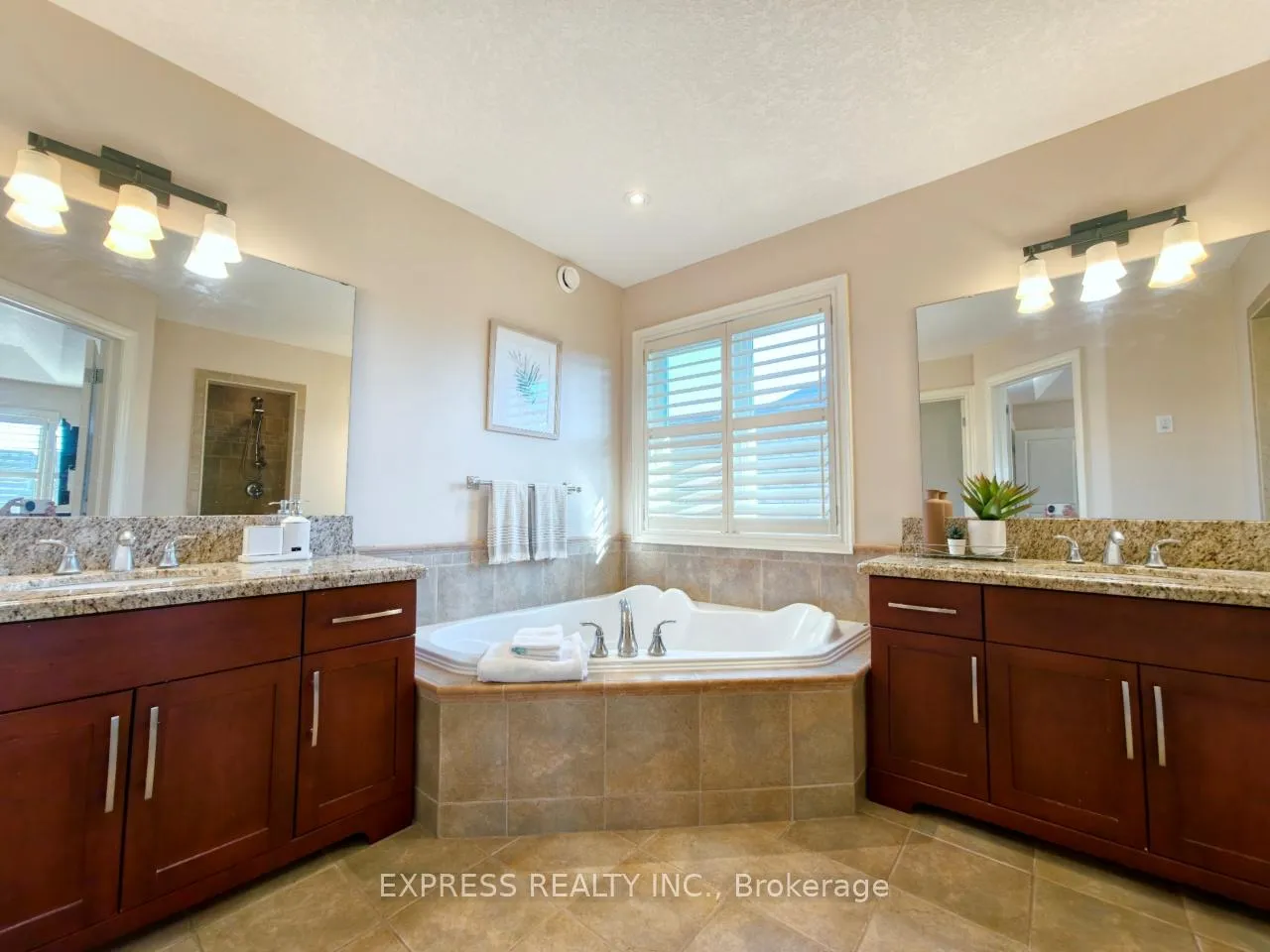 Photo 30 of 225 Terrace Wood Crescent, Kitchener, Pioneer Tower West — HOMEH