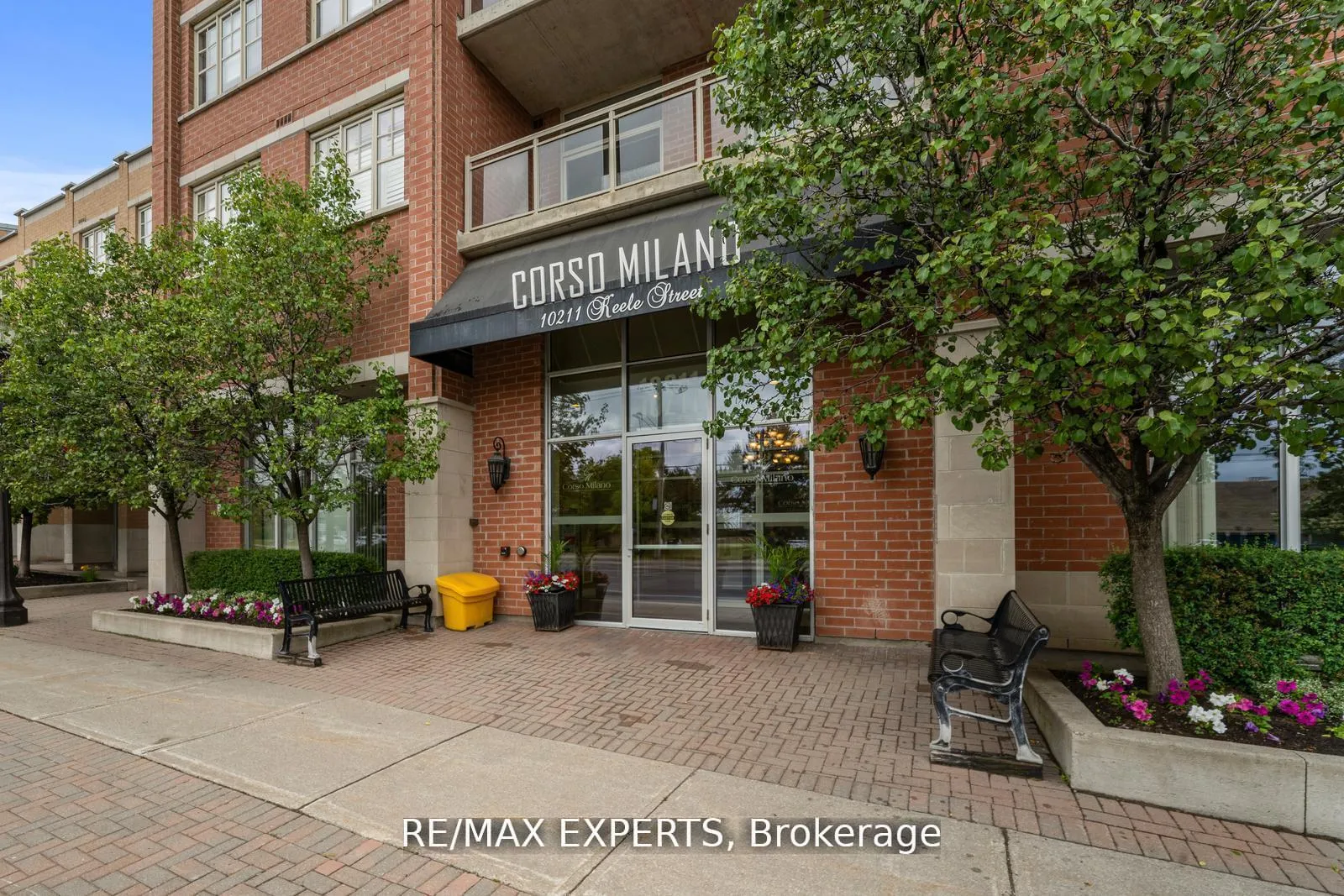Photo 2 of Unit 105, 10211 Keele Street, Vaughan, Maple — HOMEH