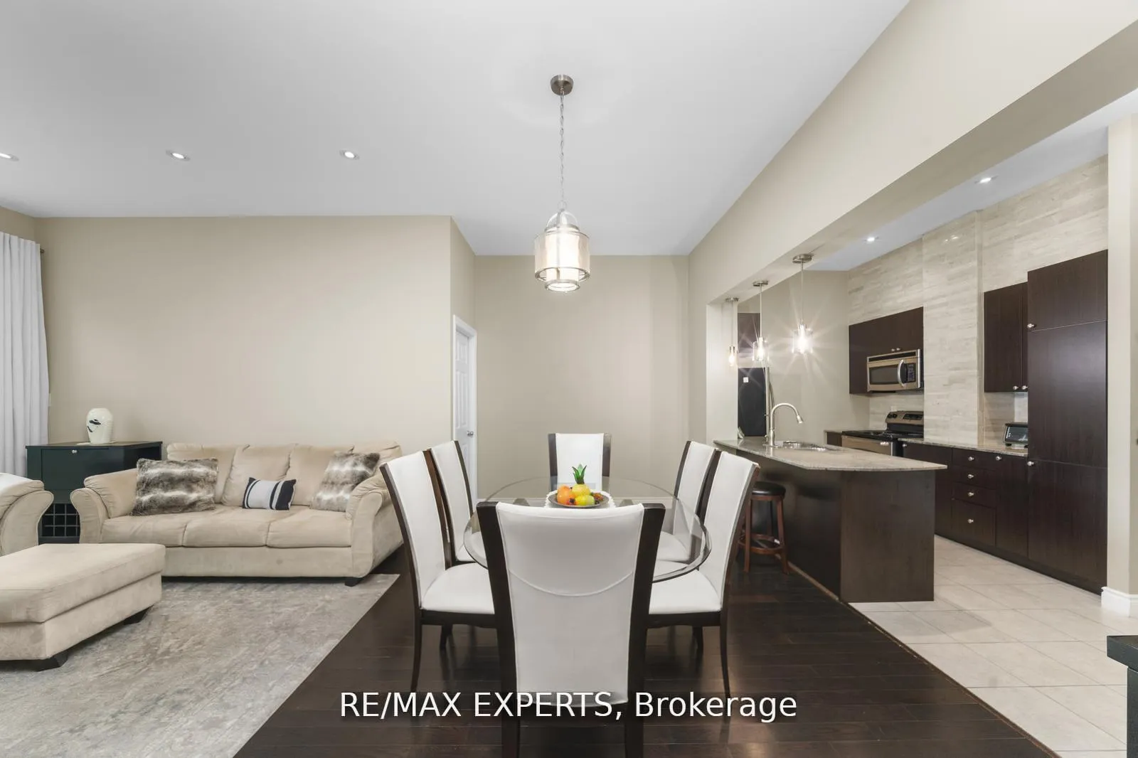 Photo 14 of Unit 105, 10211 Keele Street, Vaughan, Maple — HOMEH