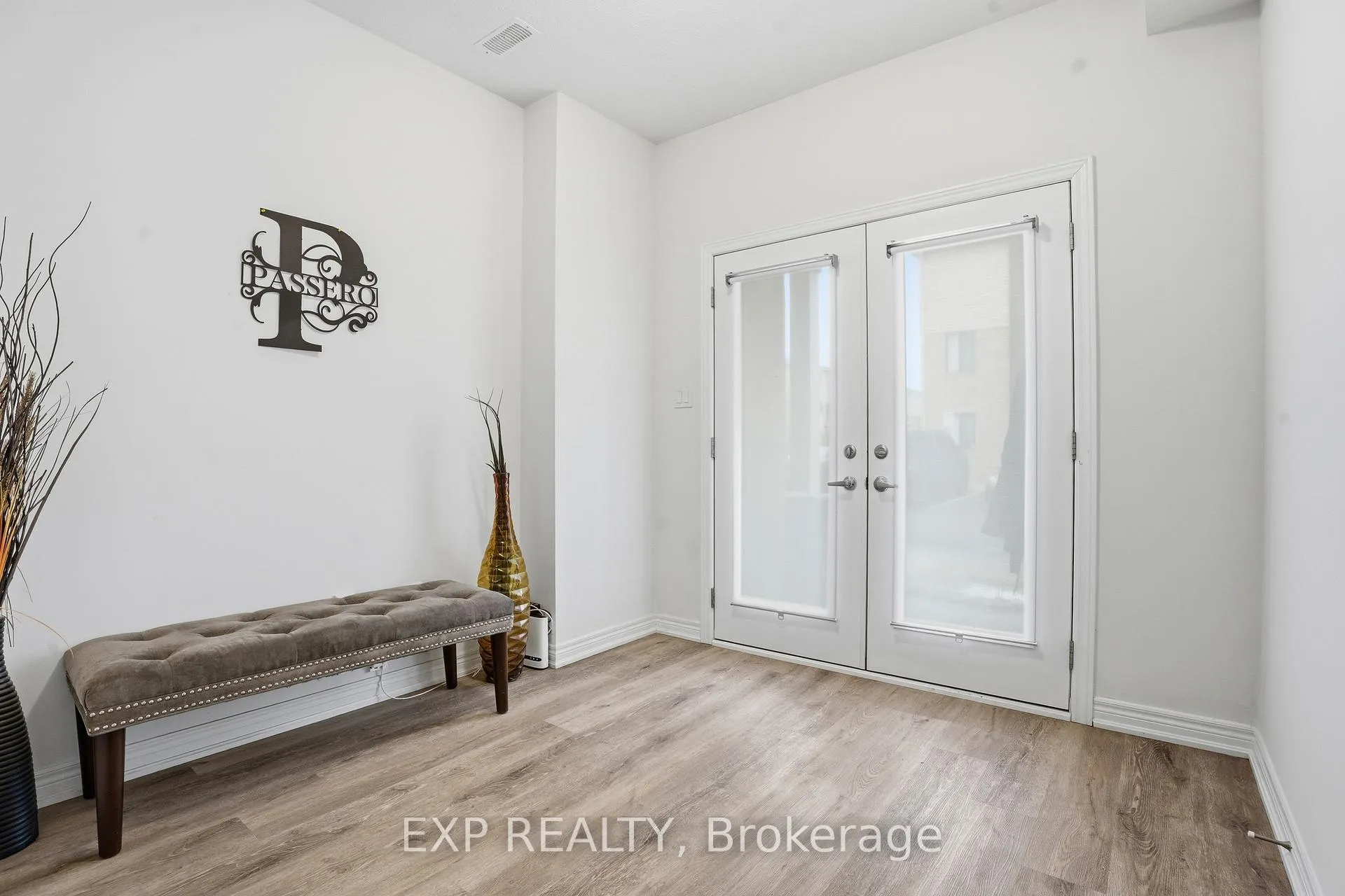 Photo 6 of 94 Dryden Lane, Hamilton, McQuesten — HOMEH