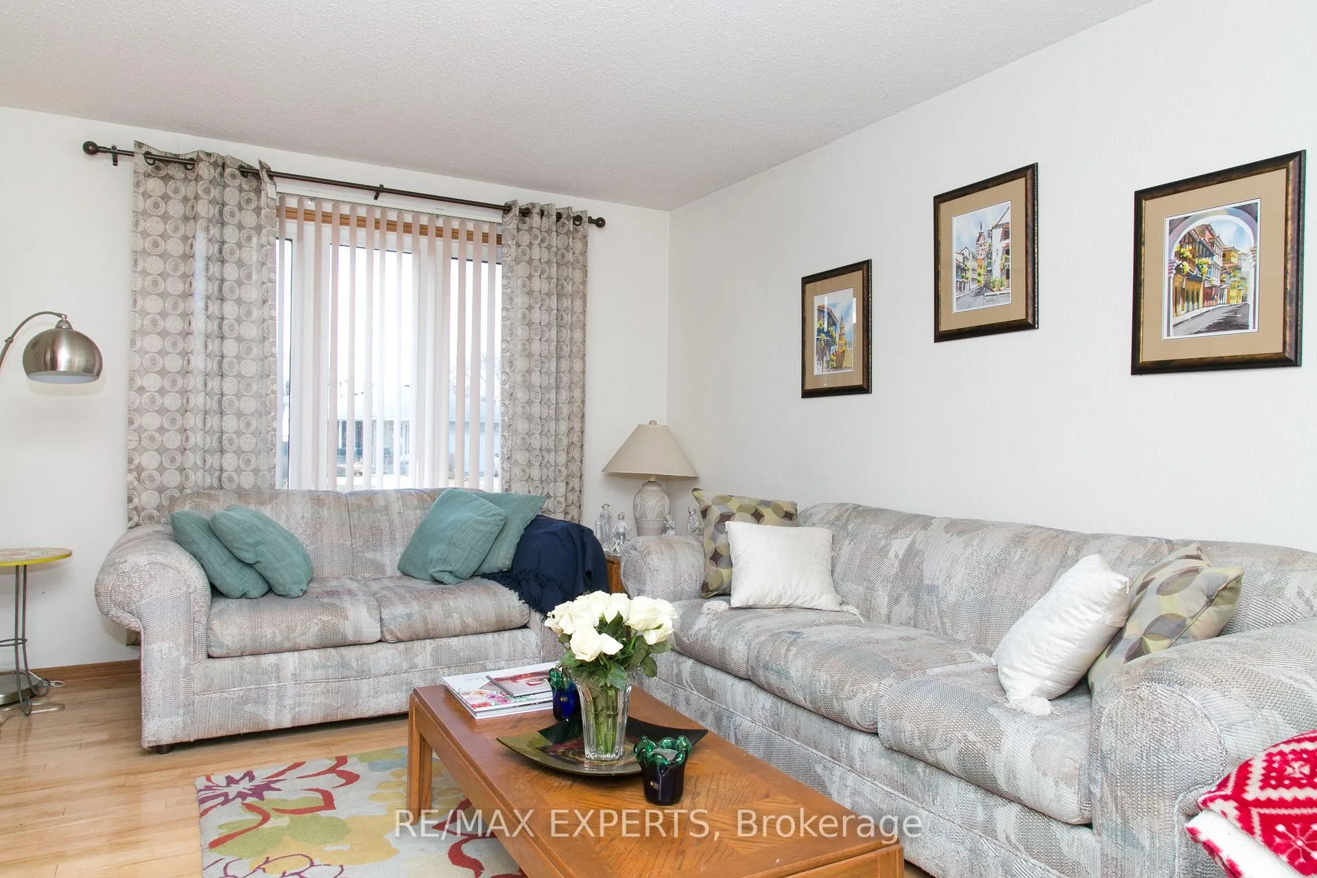 Photo 3 of 196 Shannon Place, Tecumseh — HOMEH