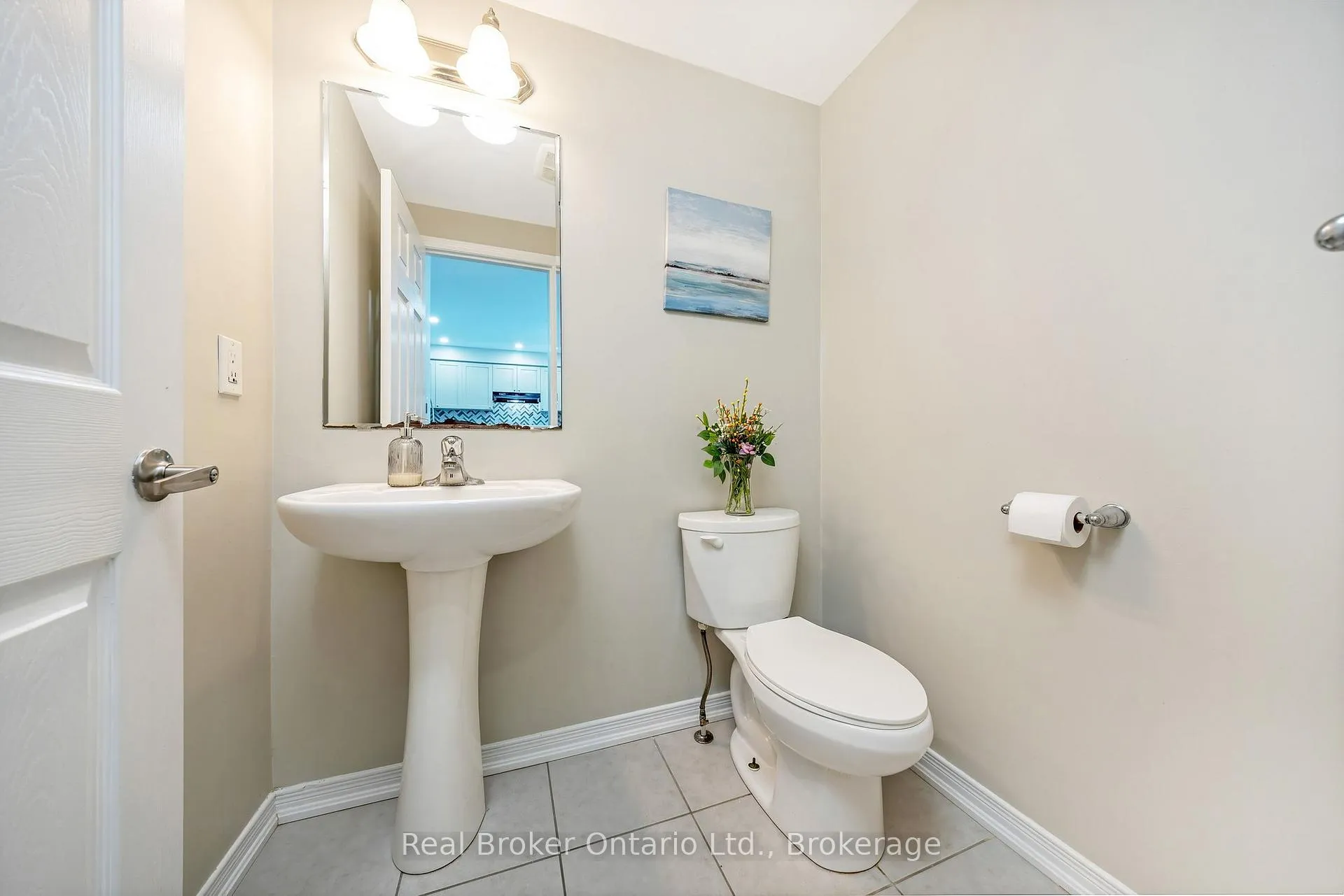 Photo 18 of 241 Pineglen Crescent, Kitchener — HOMEH