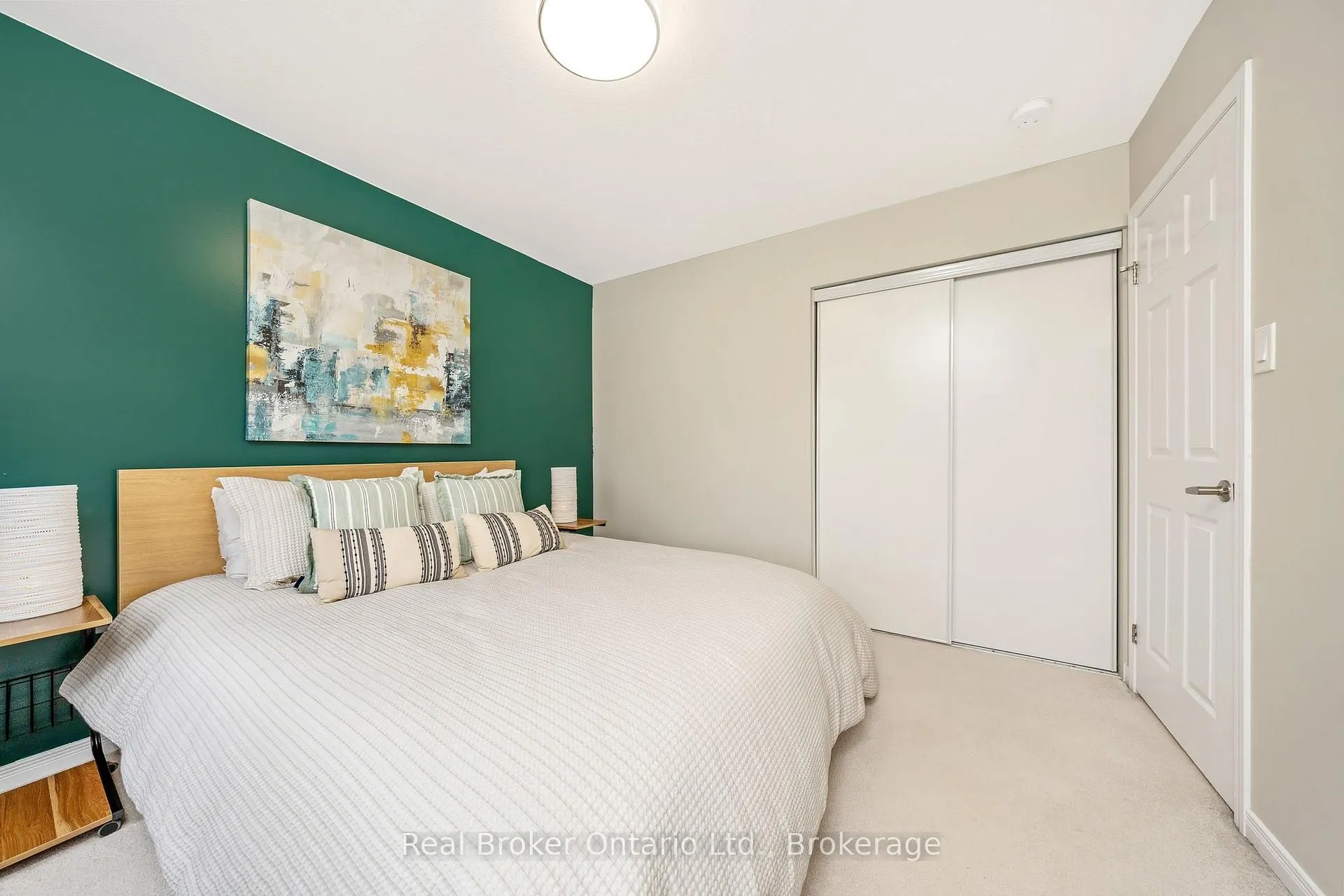 Photo 24 of 241 Pineglen Crescent, Kitchener — HOMEH