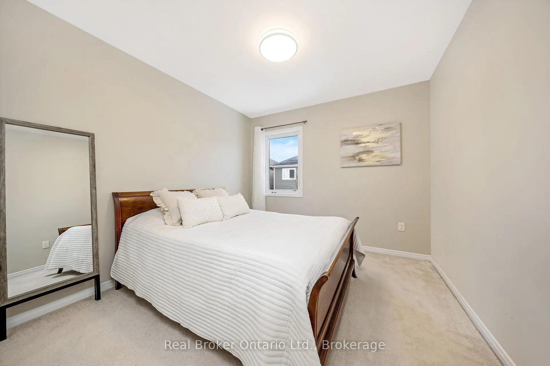 Photo 27 of 241 Pineglen Crescent, Kitchener — HOMEH