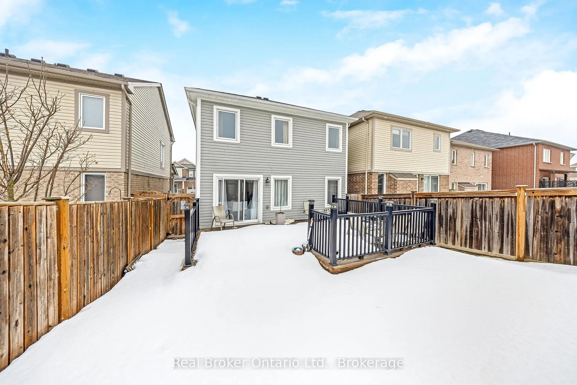 Photo 29 of 241 Pineglen Crescent, Kitchener — HOMEH