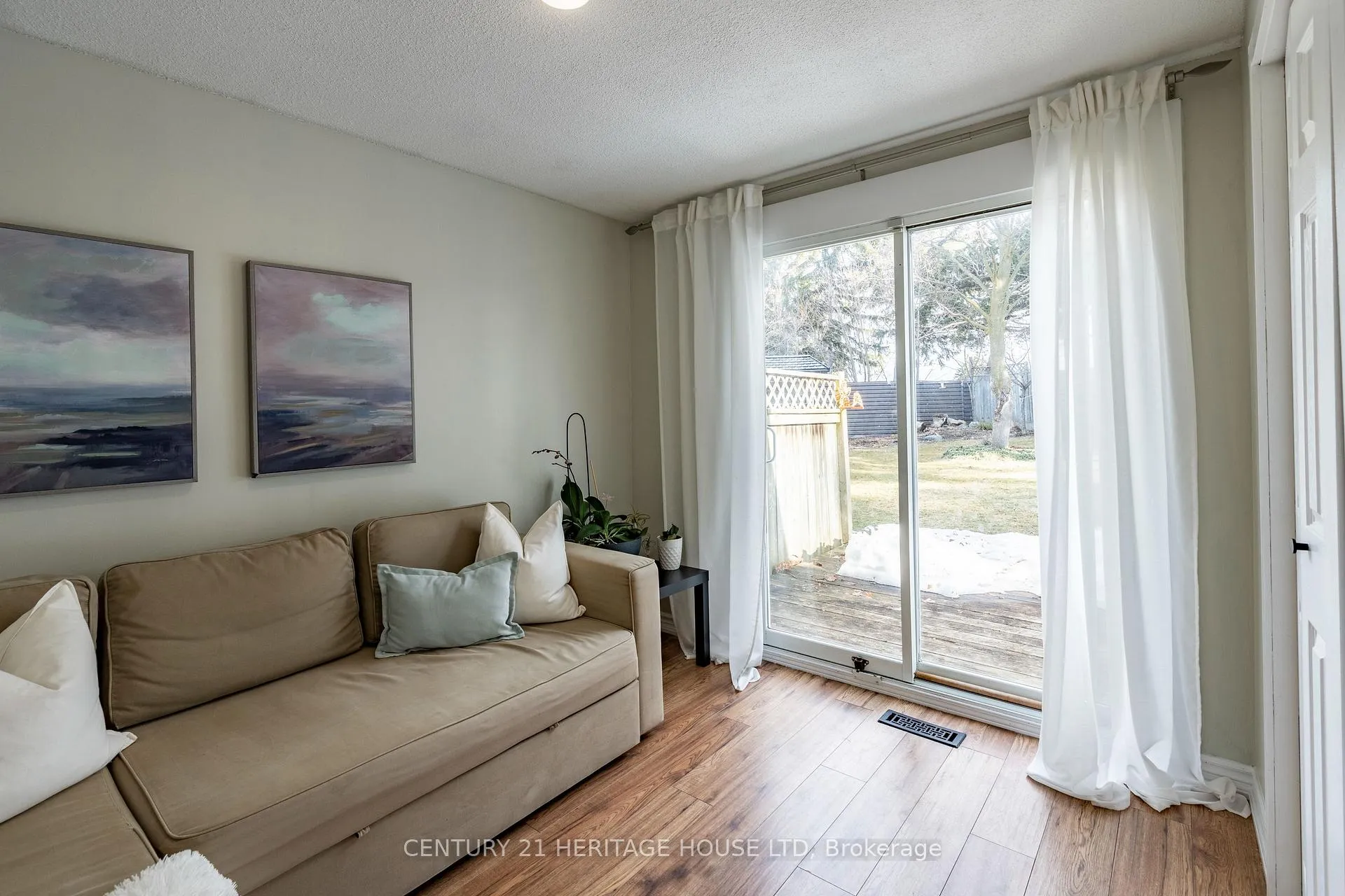 Photo 20 of 106 Hickory Heights Crescent, Kitchener — HOMEH