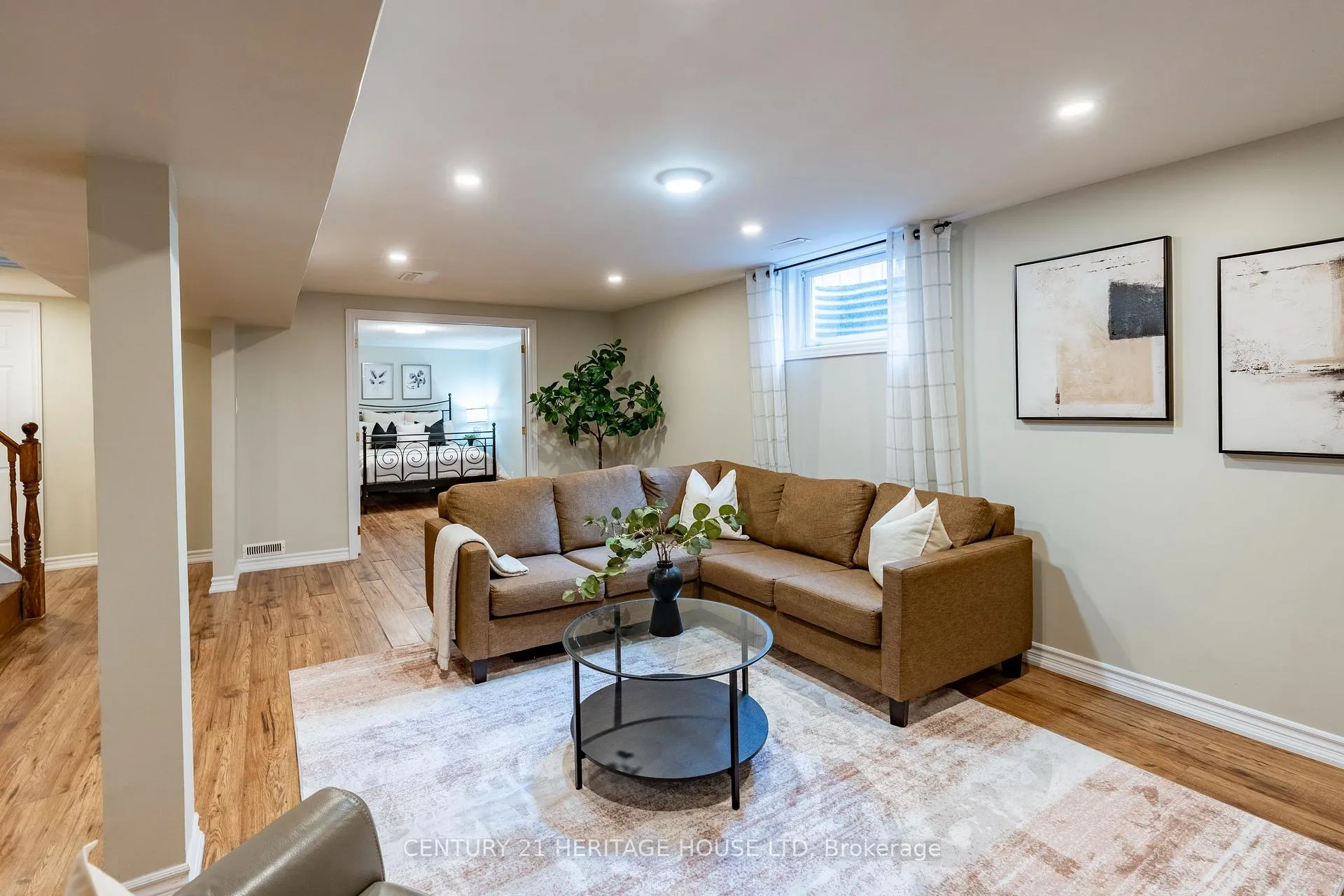 Photo 26 of 106 Hickory Heights Crescent, Kitchener — HOMEH