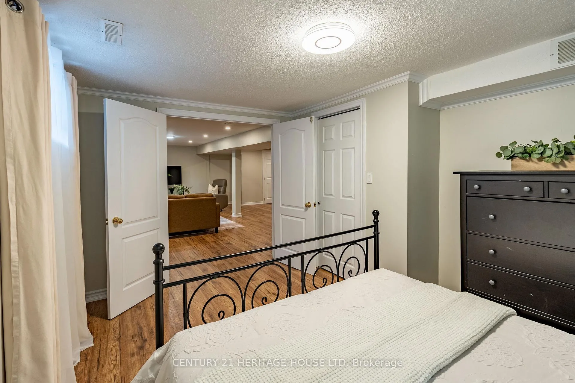 Photo 30 of 106 Hickory Heights Crescent, Kitchener — HOMEH