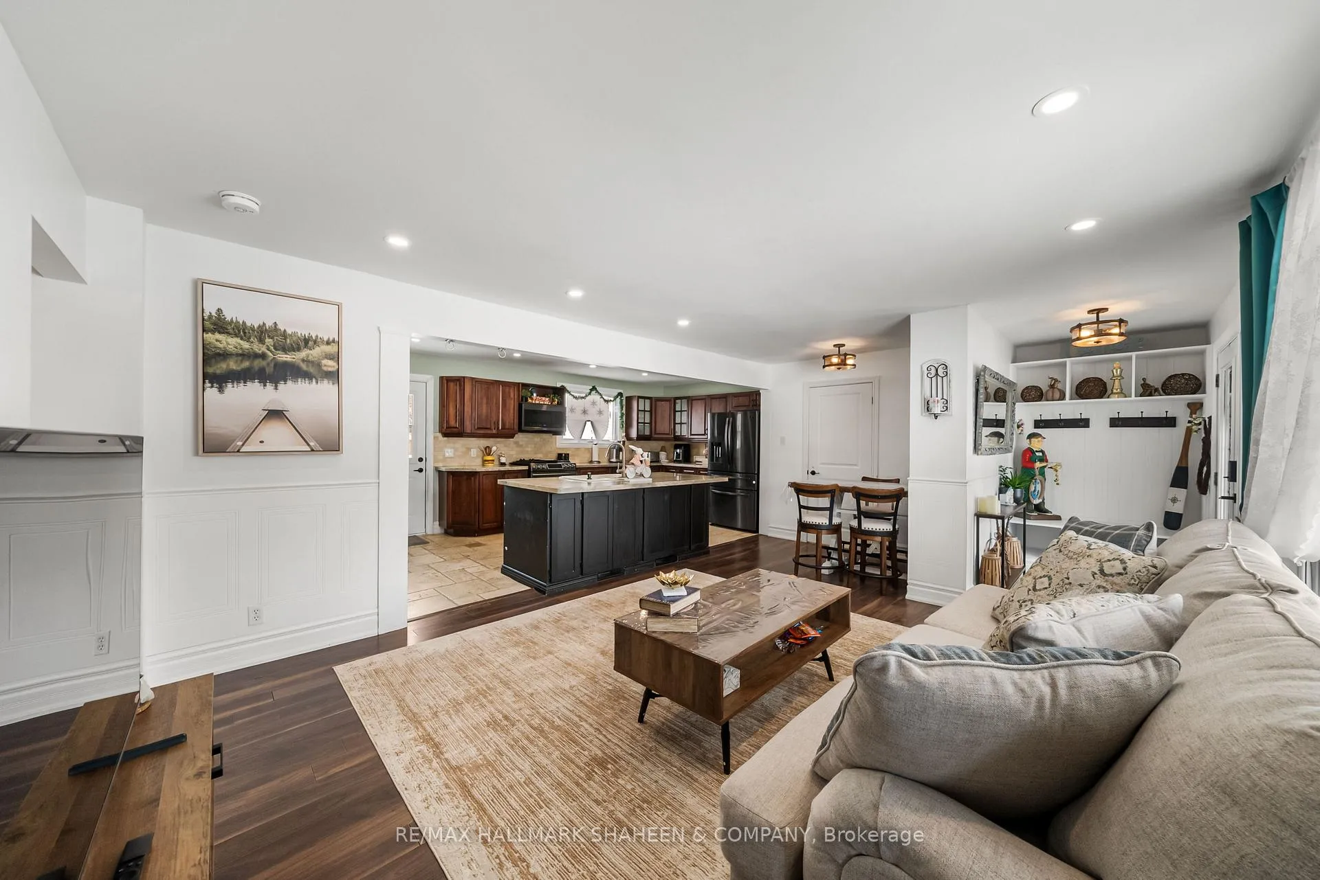 Photo 6 of 2196 Richard Street, Innisfil, Alcona — HOMEH