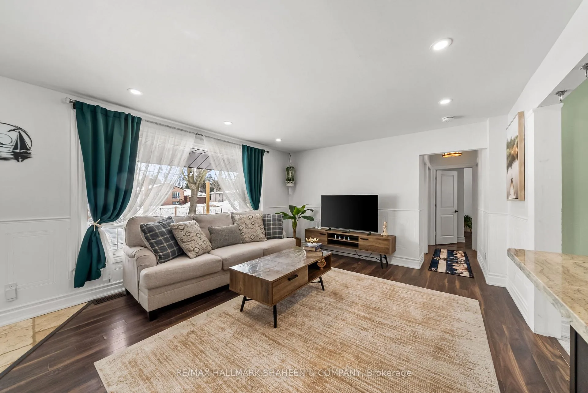 Photo 7 of 2196 Richard Street, Innisfil, Alcona — HOMEH