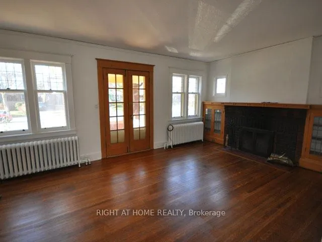 Photo 10 of 129 Colin Avenue, Toronto, Yonge-Eglinton — HOMEH