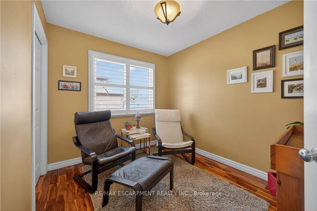 Photo 19 of 35 Highland Boulevard, Haldimand — HOMEH